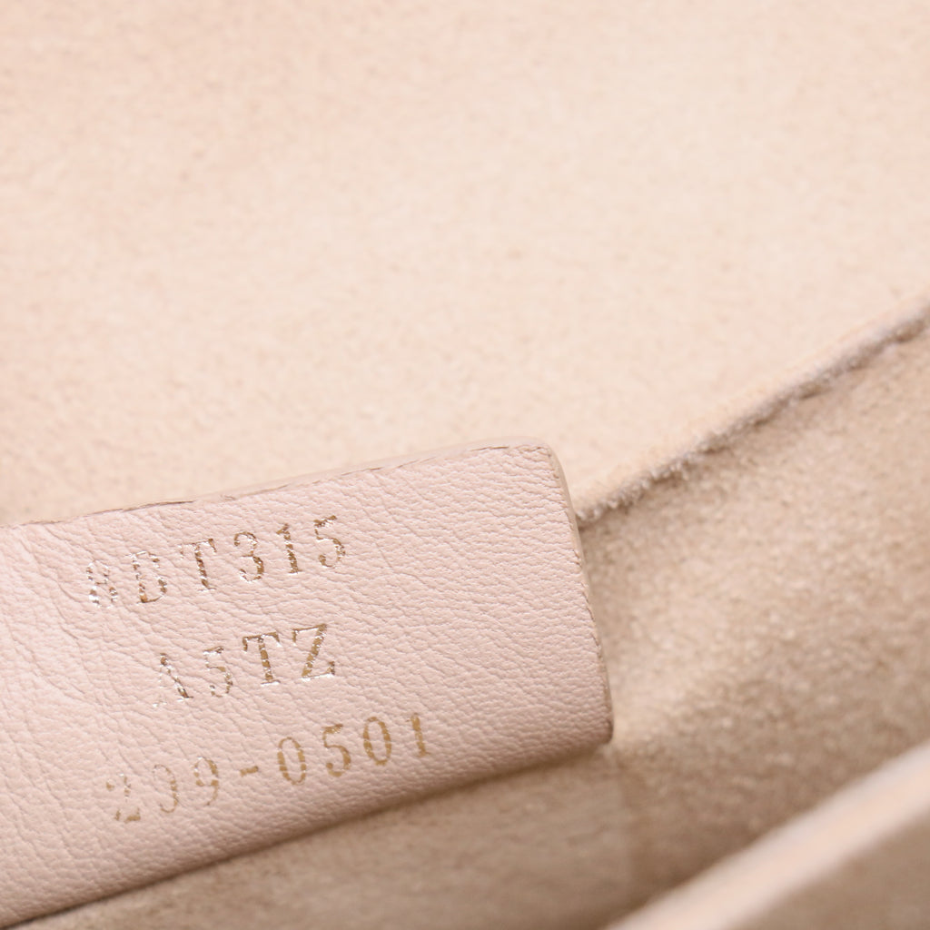 Vitello Liberty Bi-Color FF 1974 Embossed Chain Strap Kan U Shoulder Bag Black Maya