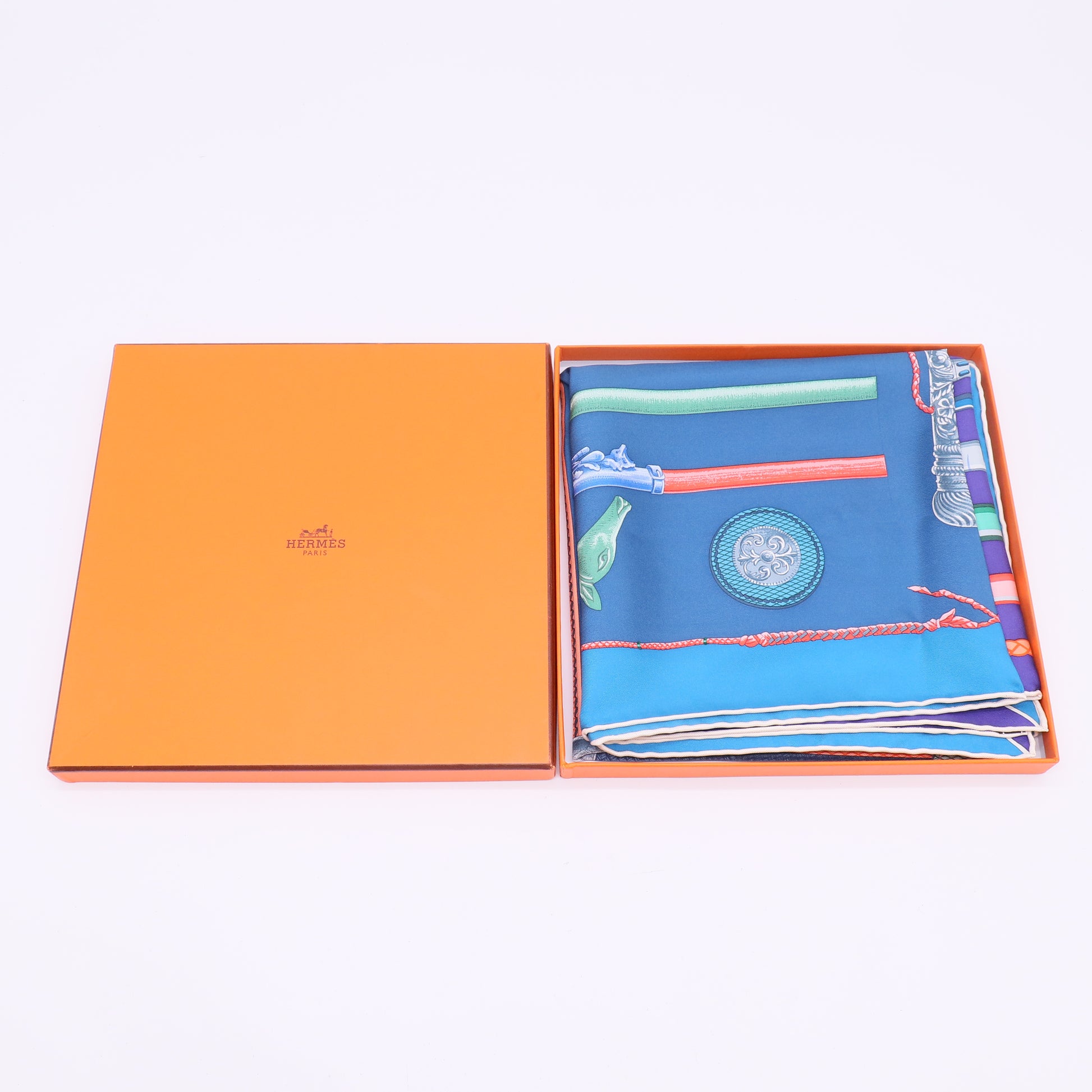 Hermès "Cannes et Cannes" Carré 90 Silk Scarf W22939