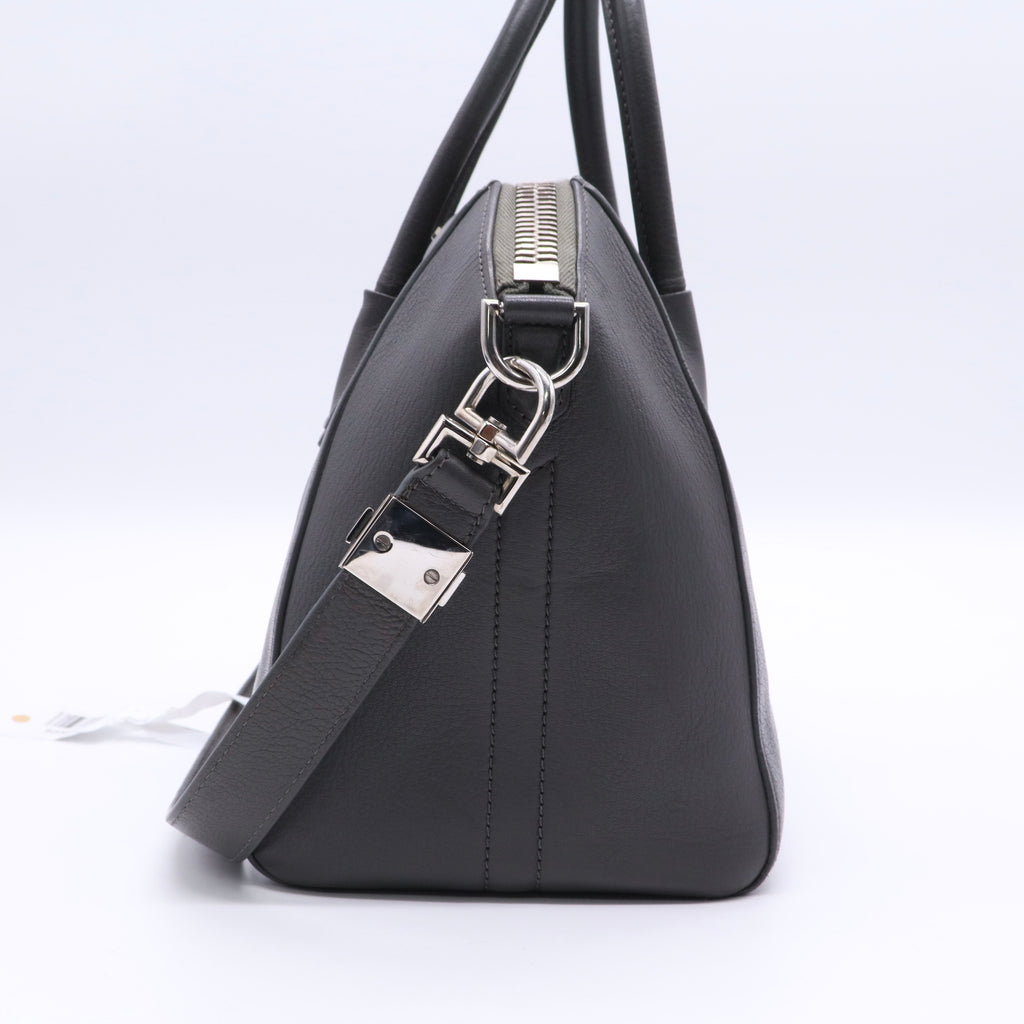 Givenchy Black Sugar Goatskin Small Antigona Bag twins B20905