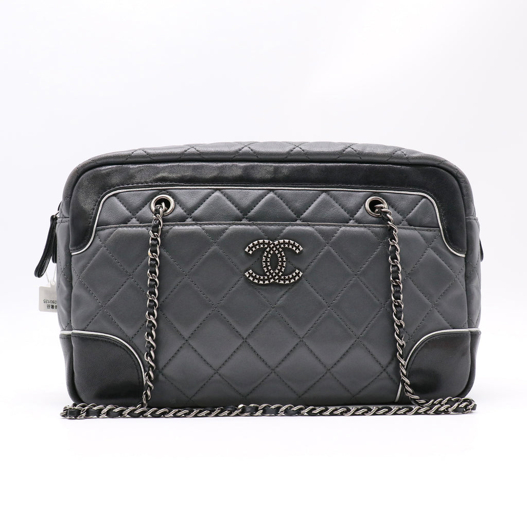 Chane Aged Calfskin Quilted Large Reissue Camera Case twins LDZ270