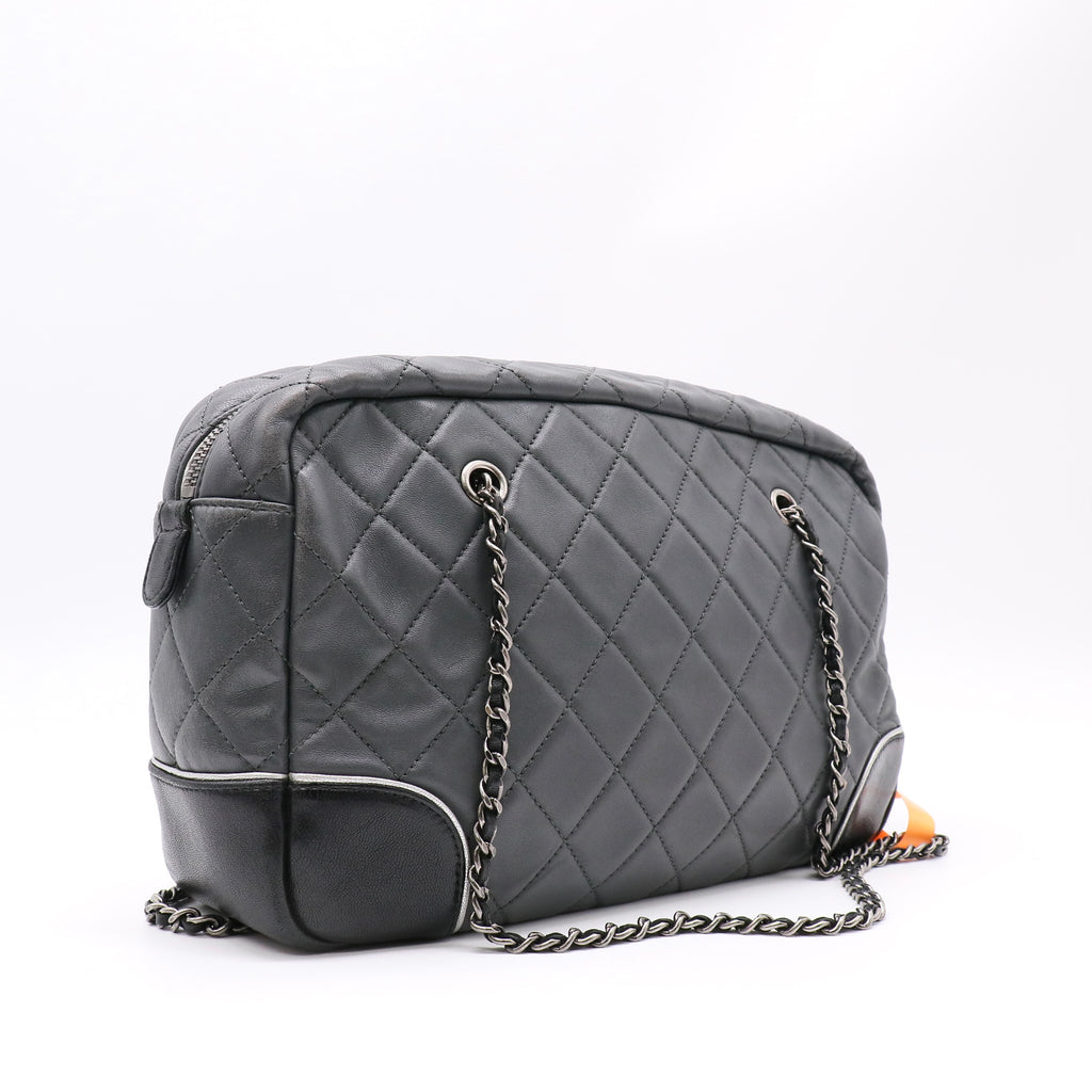 Chane Aged Calfskin Quilted Large Reissue Camera Case twins LDZ270