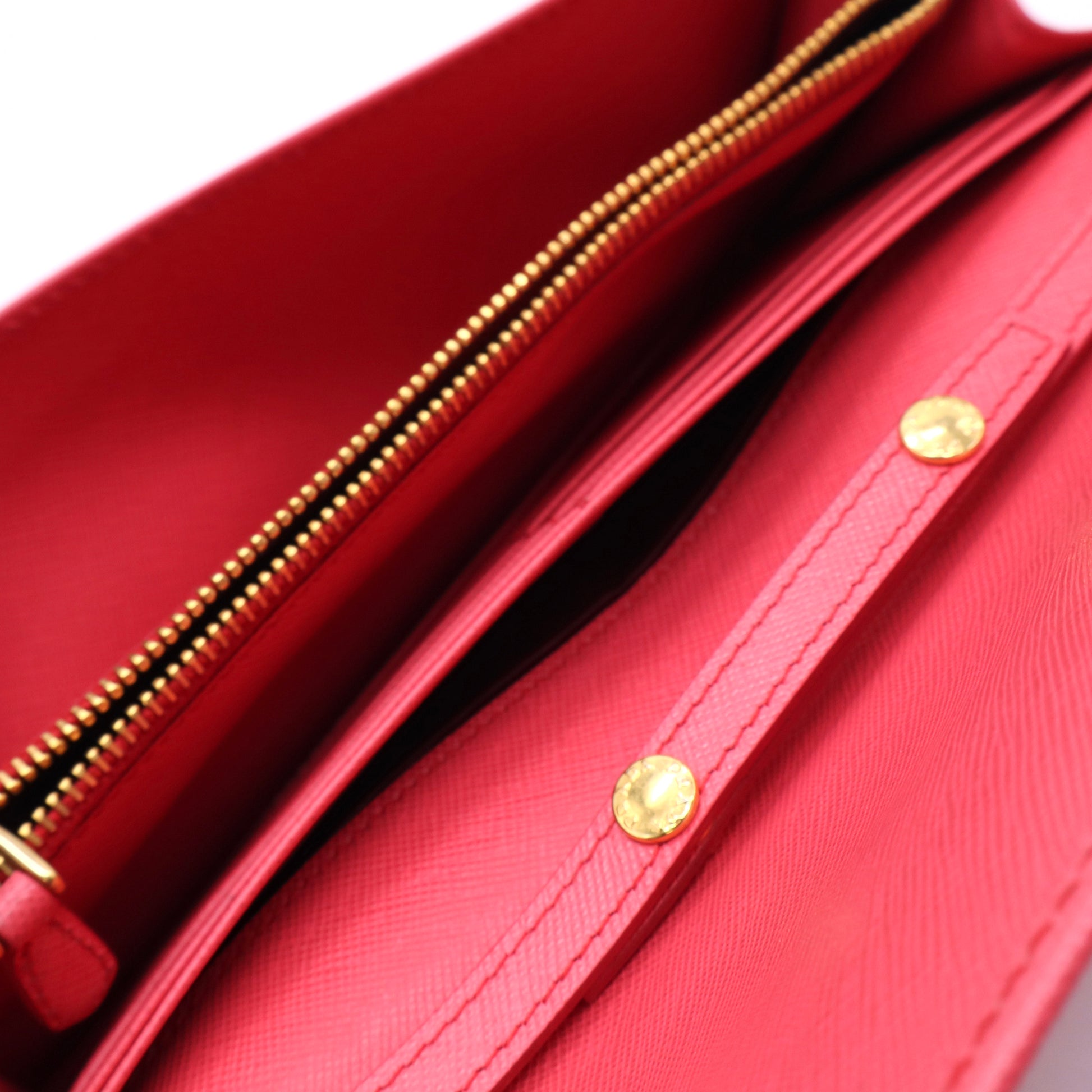 Saffiano Lux Leather Continental Wallet Twins W20685