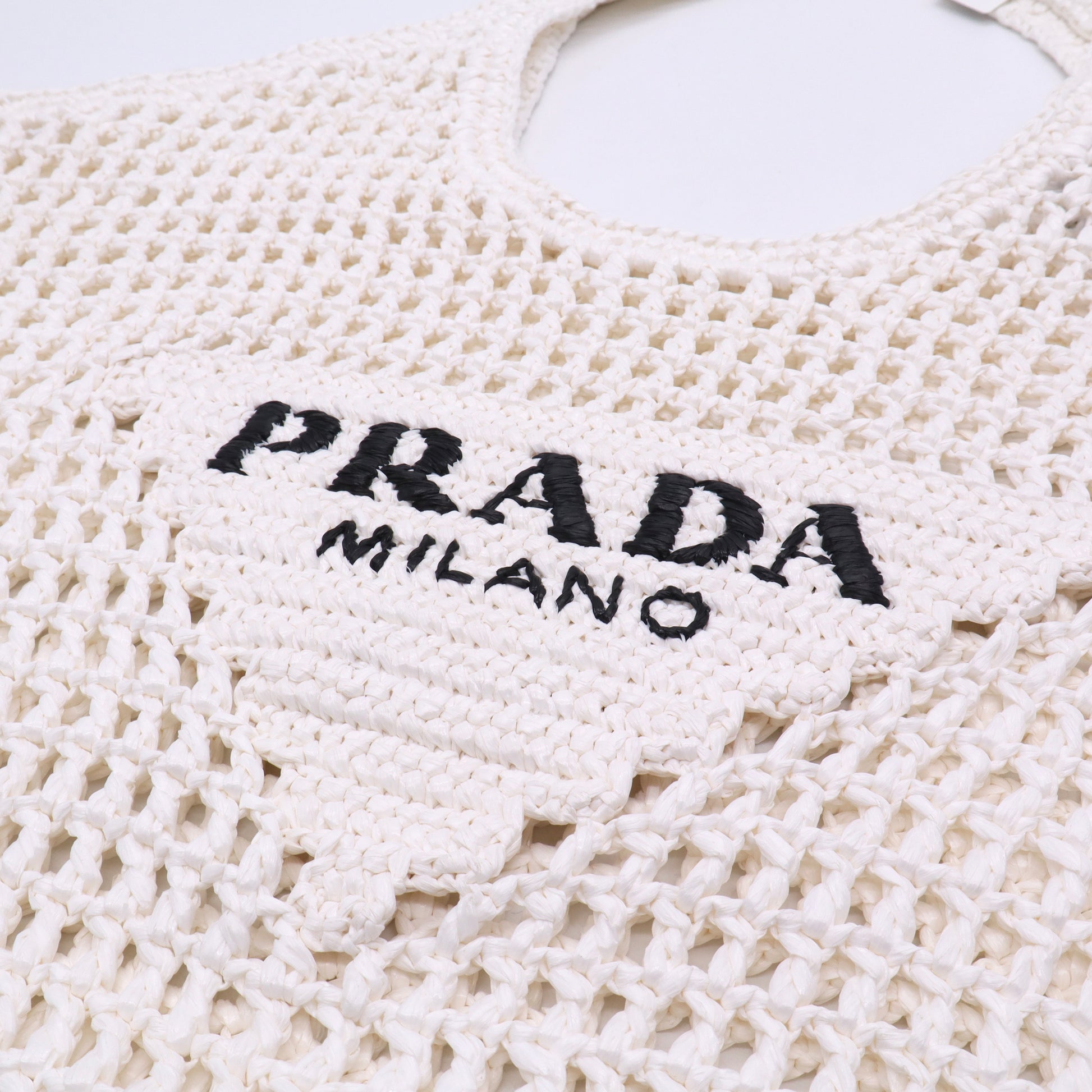 Triangle Logo Bucket Tote Raffia Twins LDJ3517