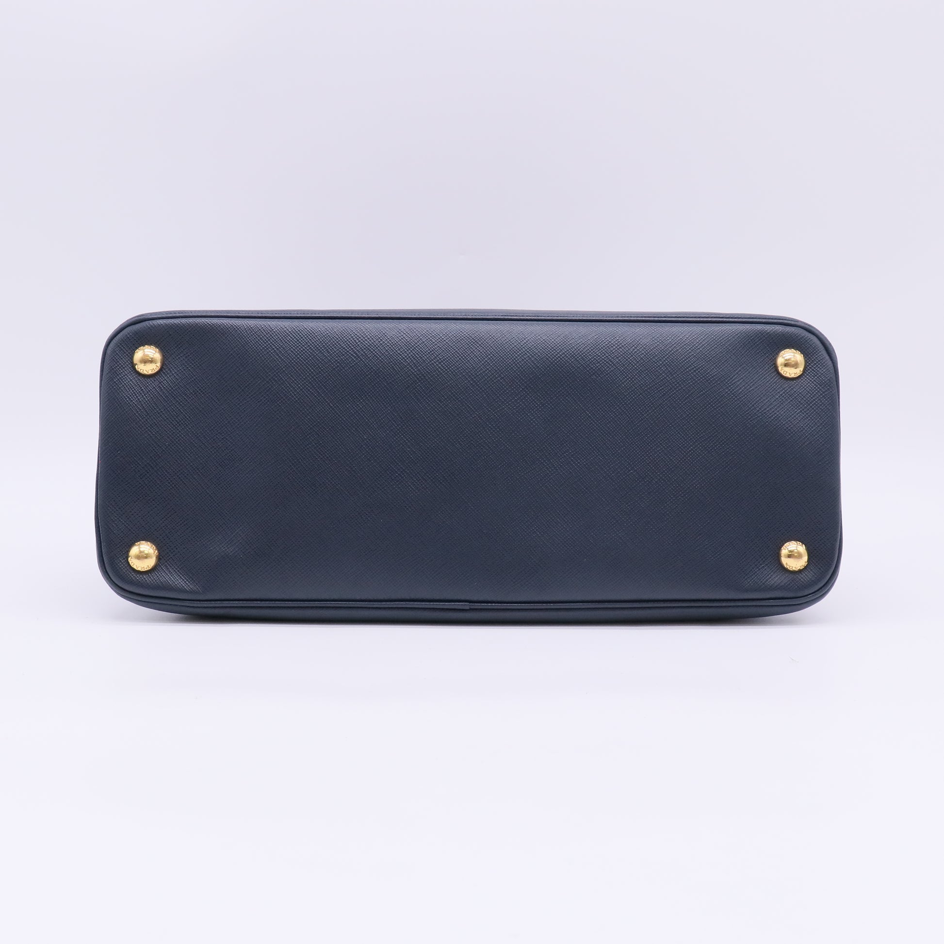 Promenade Bag Saffiano Leather Medium B23765