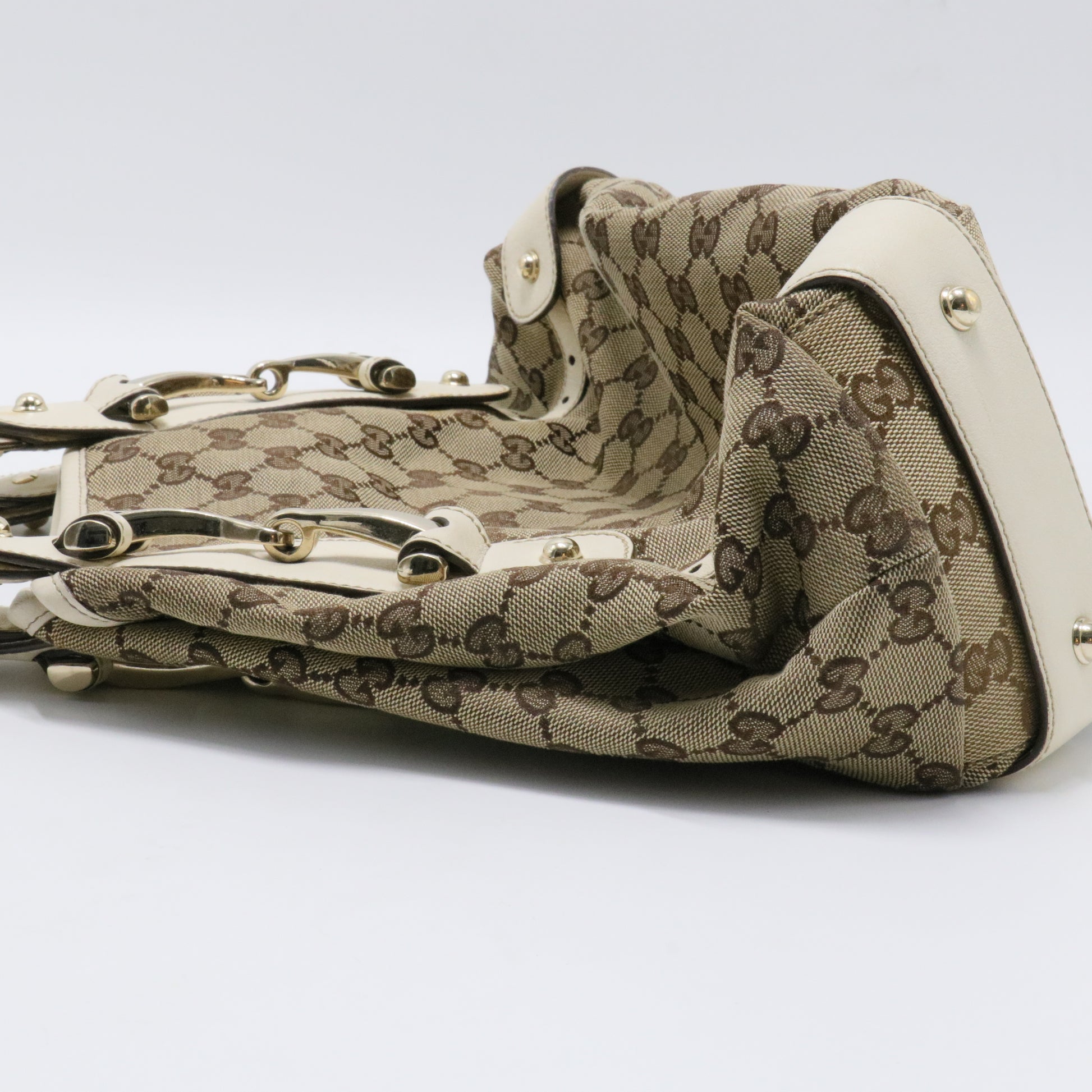 GG Canvas Pelham