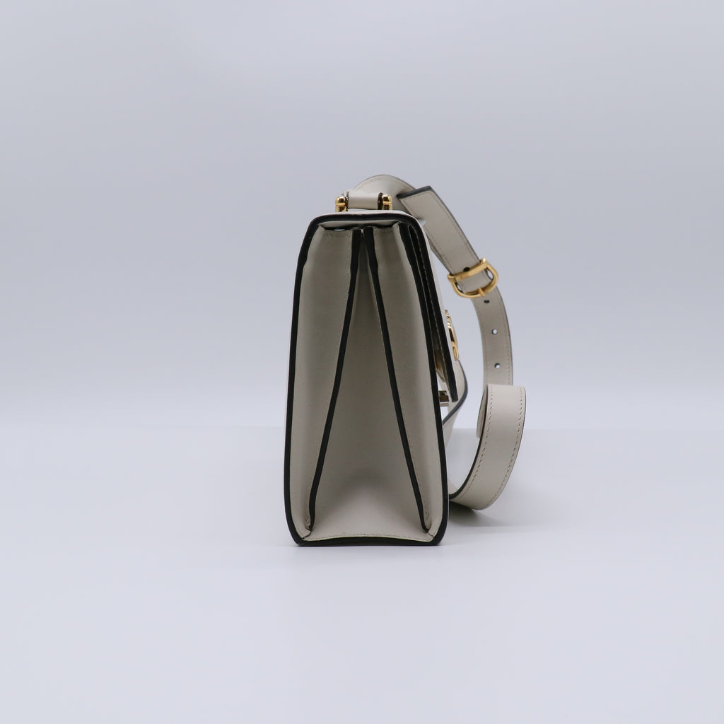 Gucci Zumi Small Flap Shoulder Bag B21682