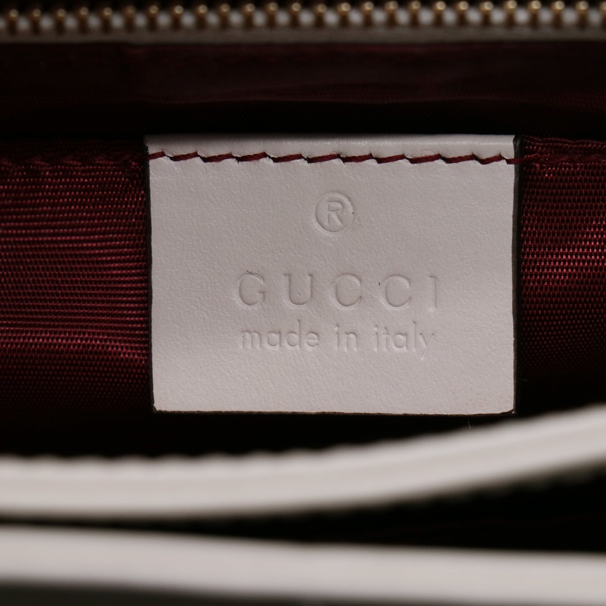 Gucci Zumi Small Flap Shoulder Bag B21682