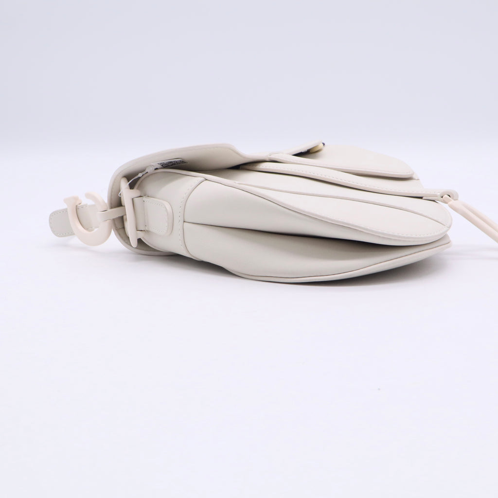 Ultra Matte Saddle Handbag Leather Medium Twins LDJ3499