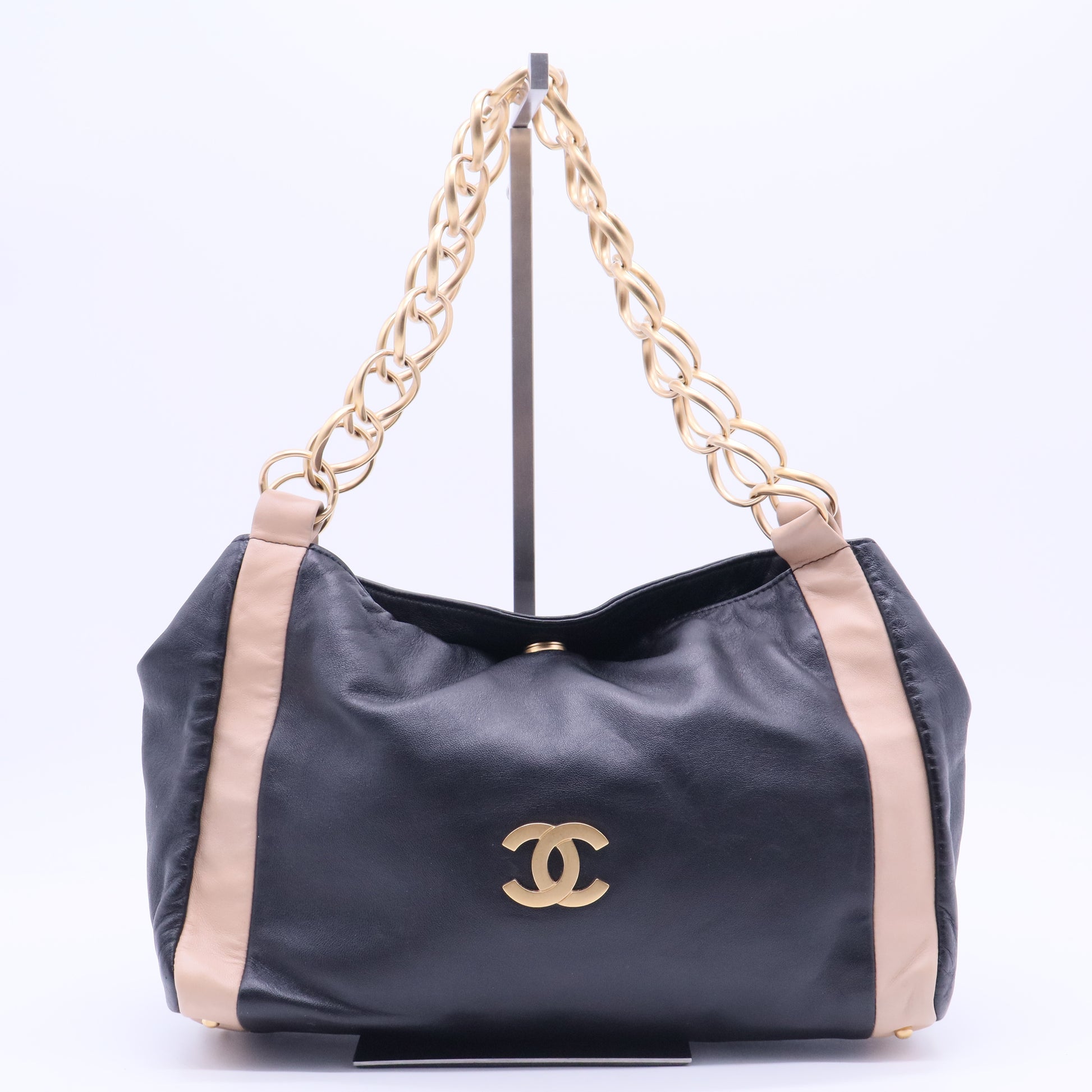 Vintage Olsen Shoulder Bag Lambskin Small B20136