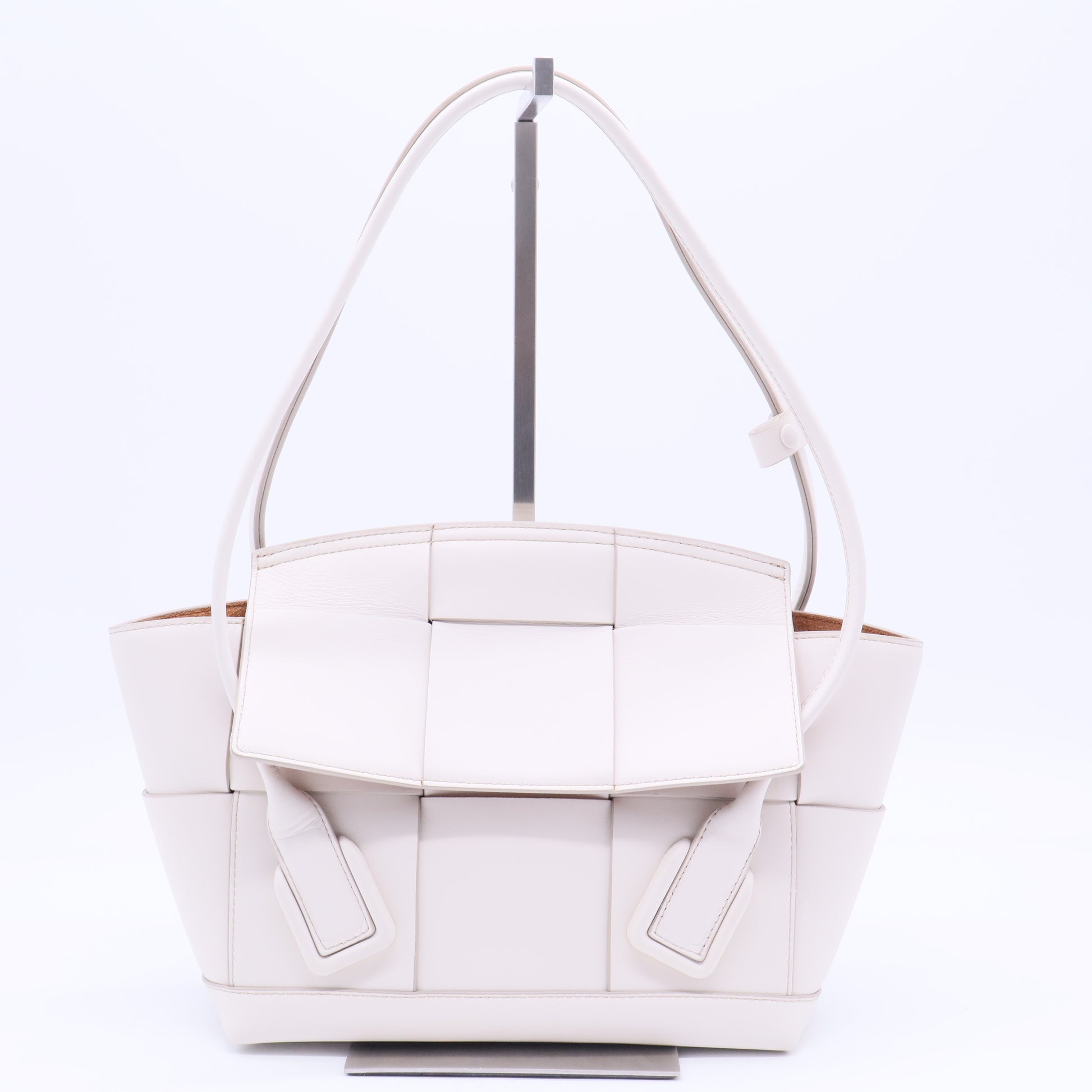 French Calfskin Maxi Intrecciato Small Arco Bianco B20099