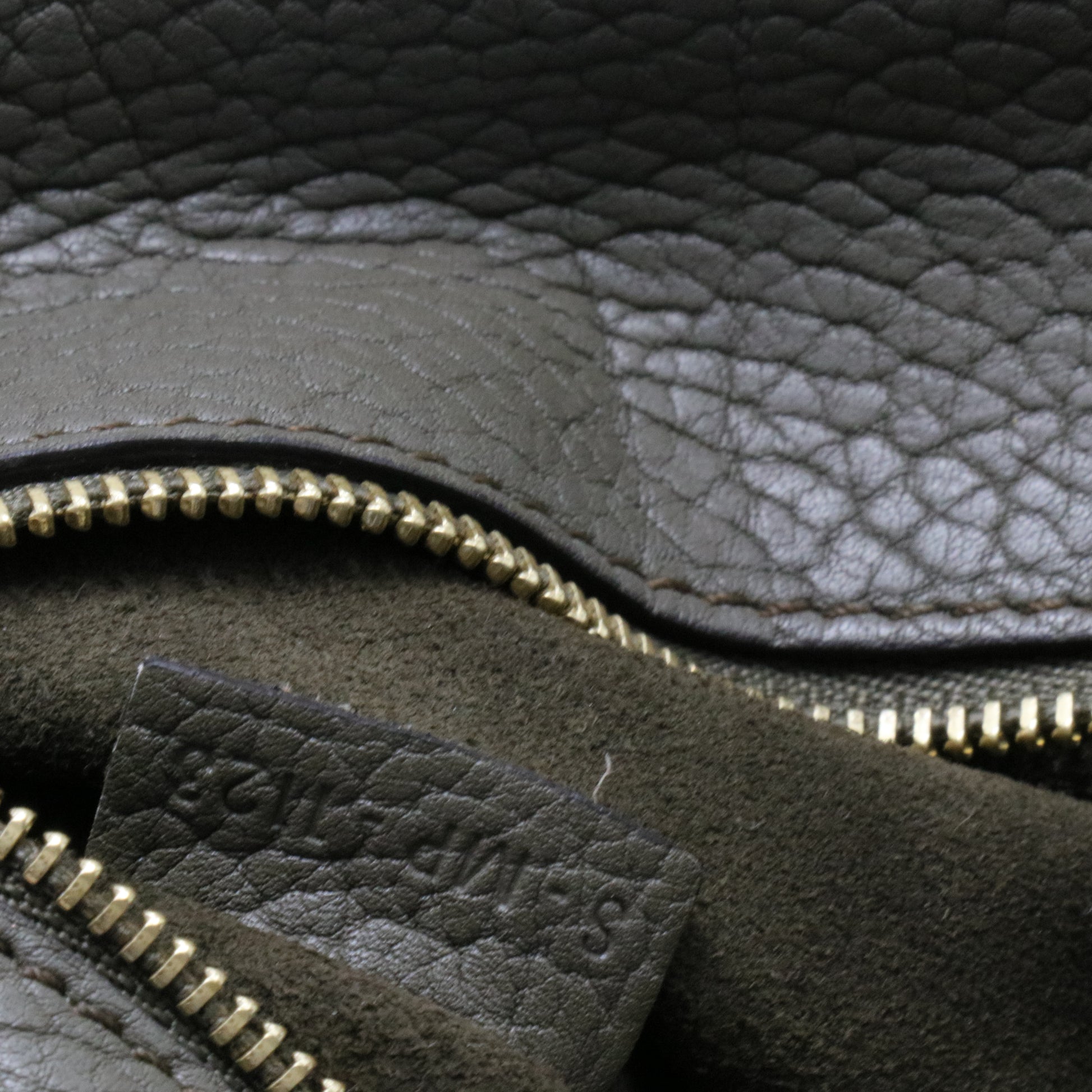 Tie Knot Tote Grainy Leather Medium