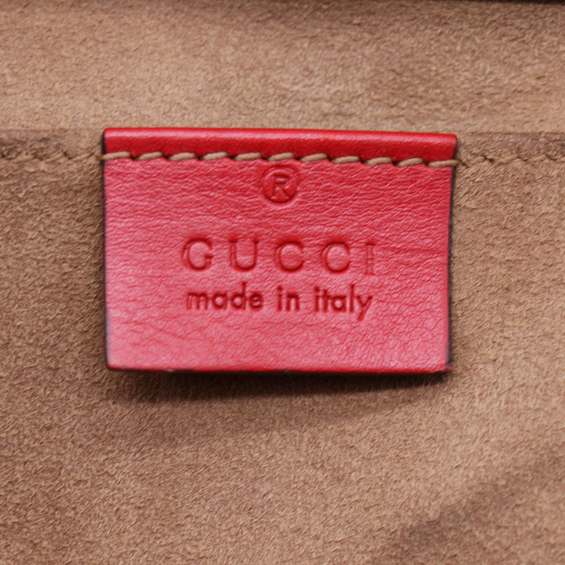 Gucci GG Supreme Small Padlock Shoulder Bag B21837