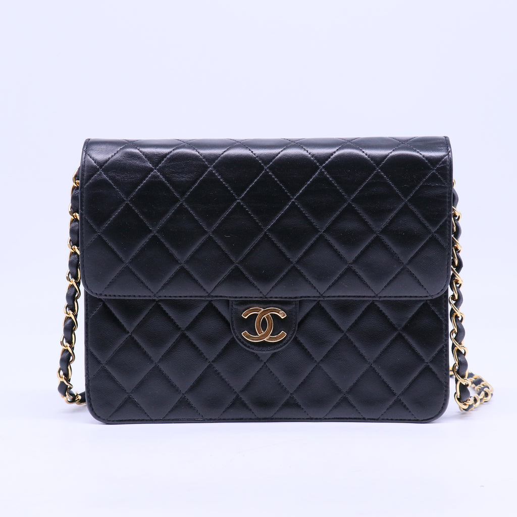 Leather Vintage Push Lock Straight Flap B20694
