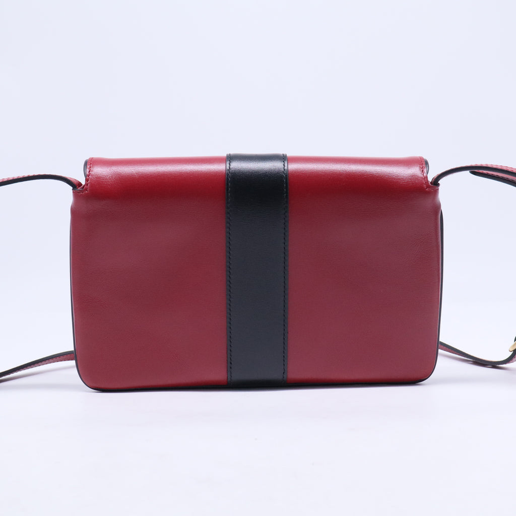 Vitello Palmellato Lux Bi-Color Small Arli Flap Shoulder Bag New Cherry Red Black