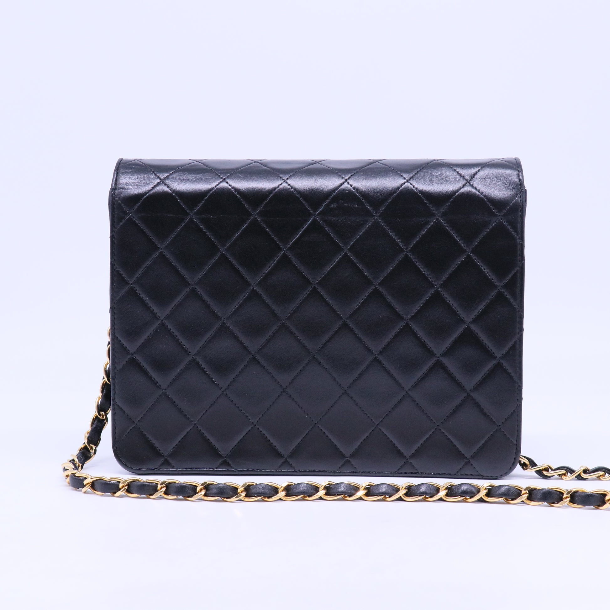 Leather Vintage Push Lock Straight Flap B20694