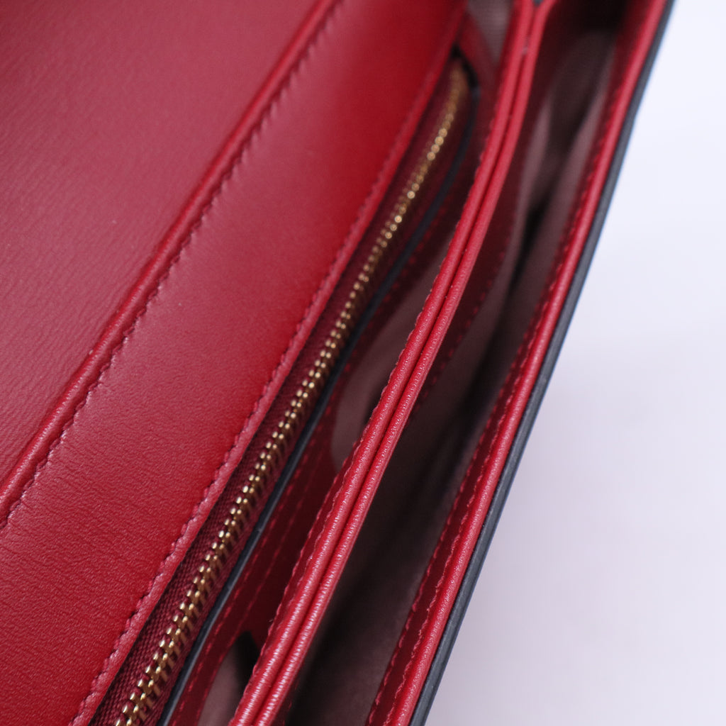 Vitello Palmellato Lux Bi-Color Small Arli Flap Shoulder Bag New Cherry Red Black