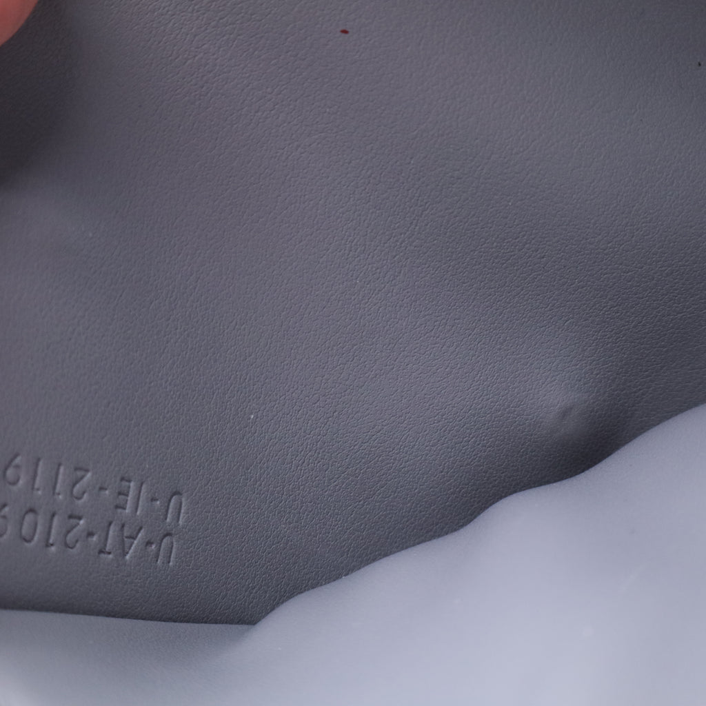  Grey Grained Leather Small Trifold Wallet W20205