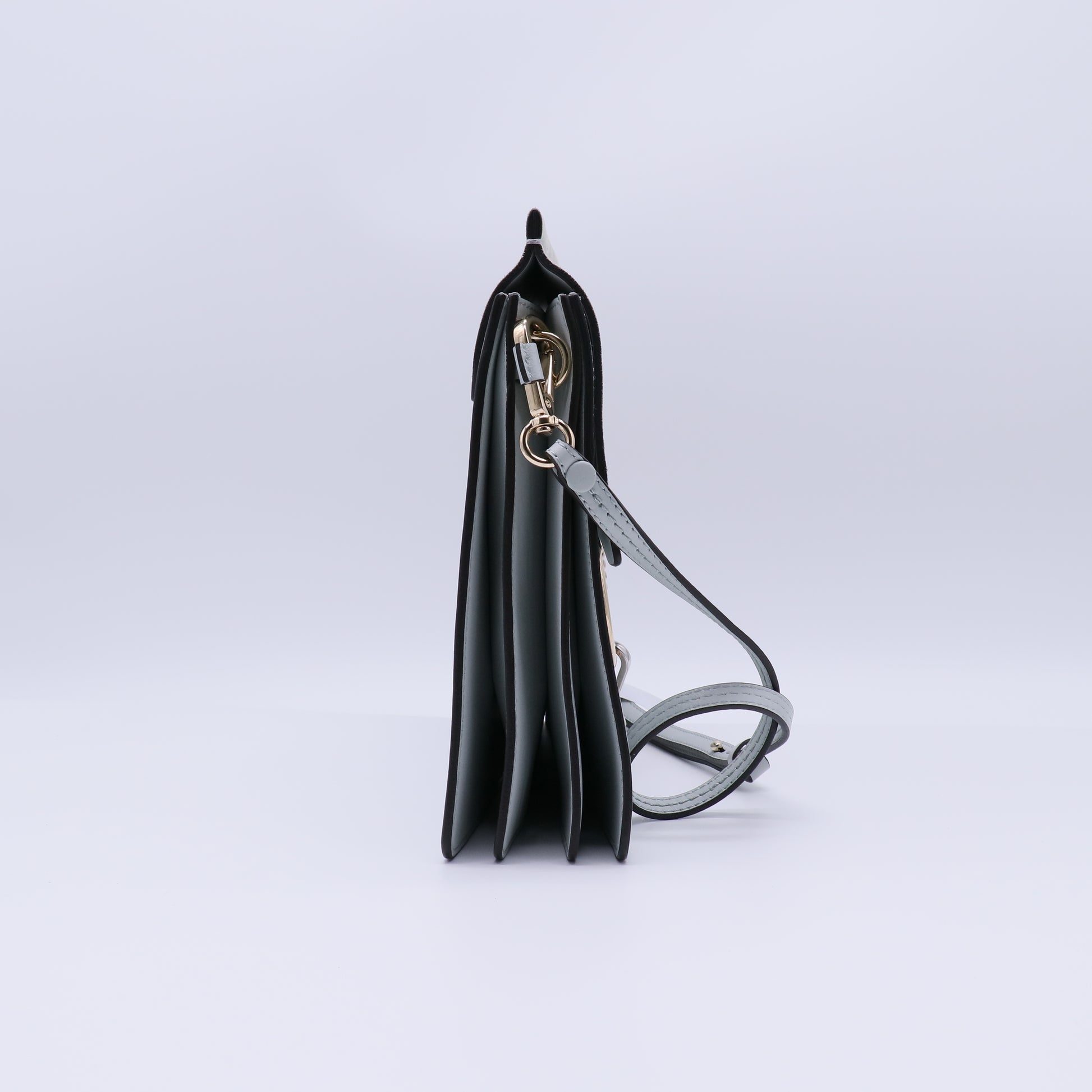 Chloe Smooth Calfskin and Suede Medium Faye Shoulder Bag B21980