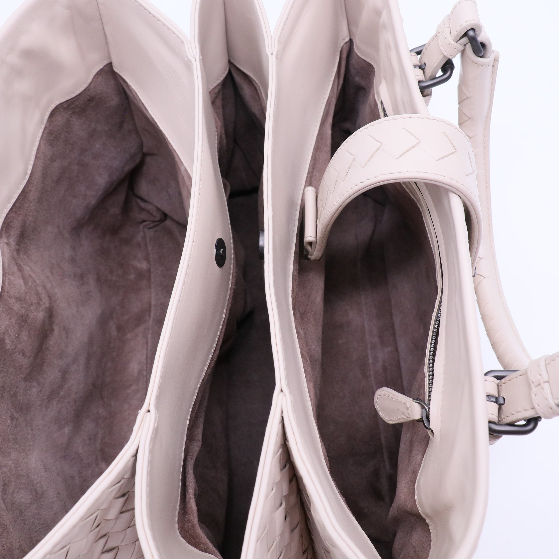 Nappa Intrecciato Medium Roma Tote