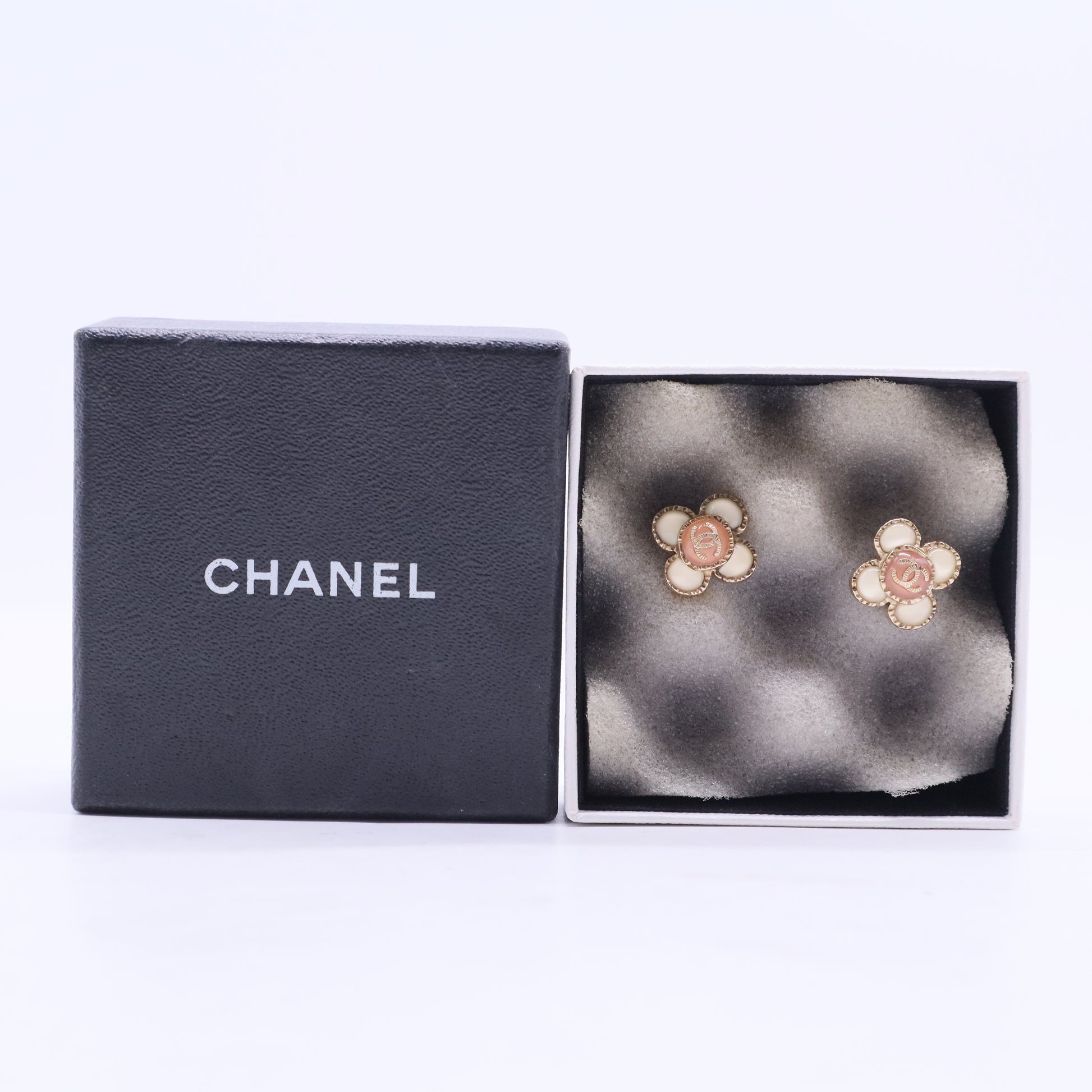 Flower CC Earrings W20174