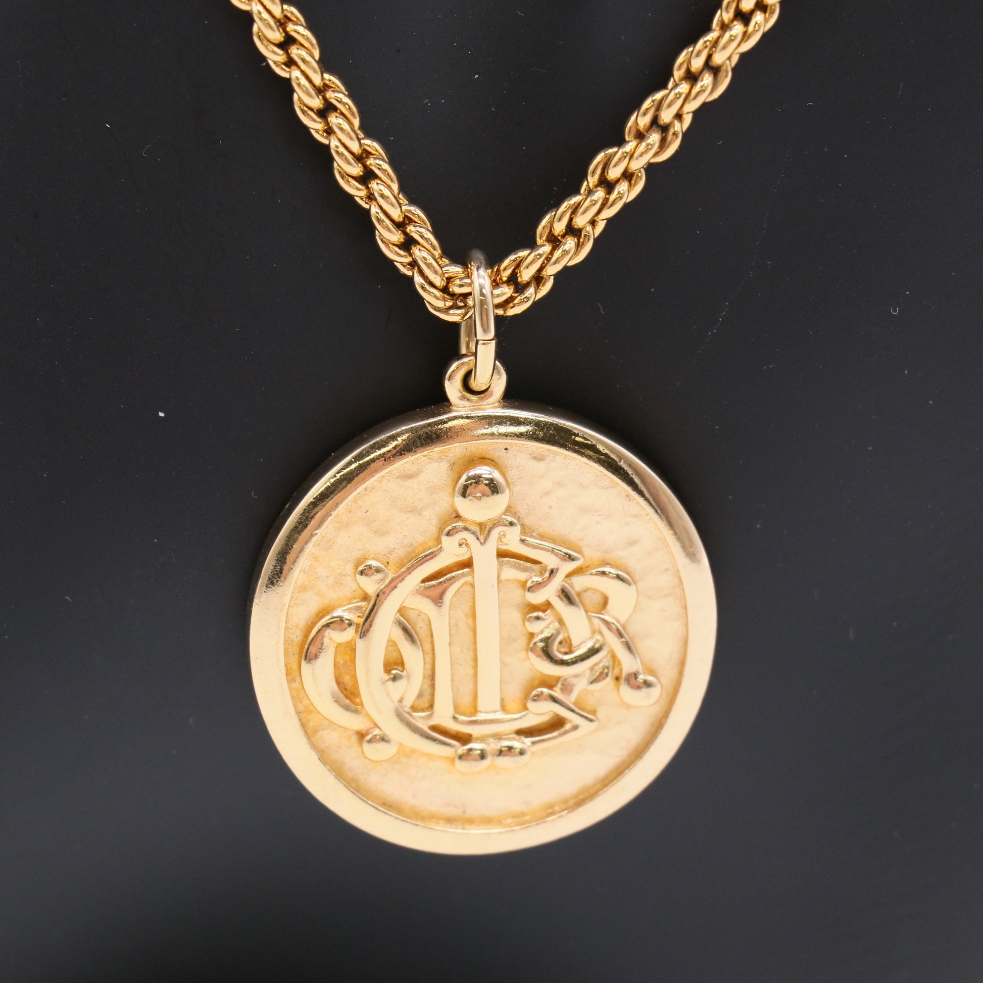 Christian Dior Vintage Medallion Coin Pendant Necklace twins LDJ4898