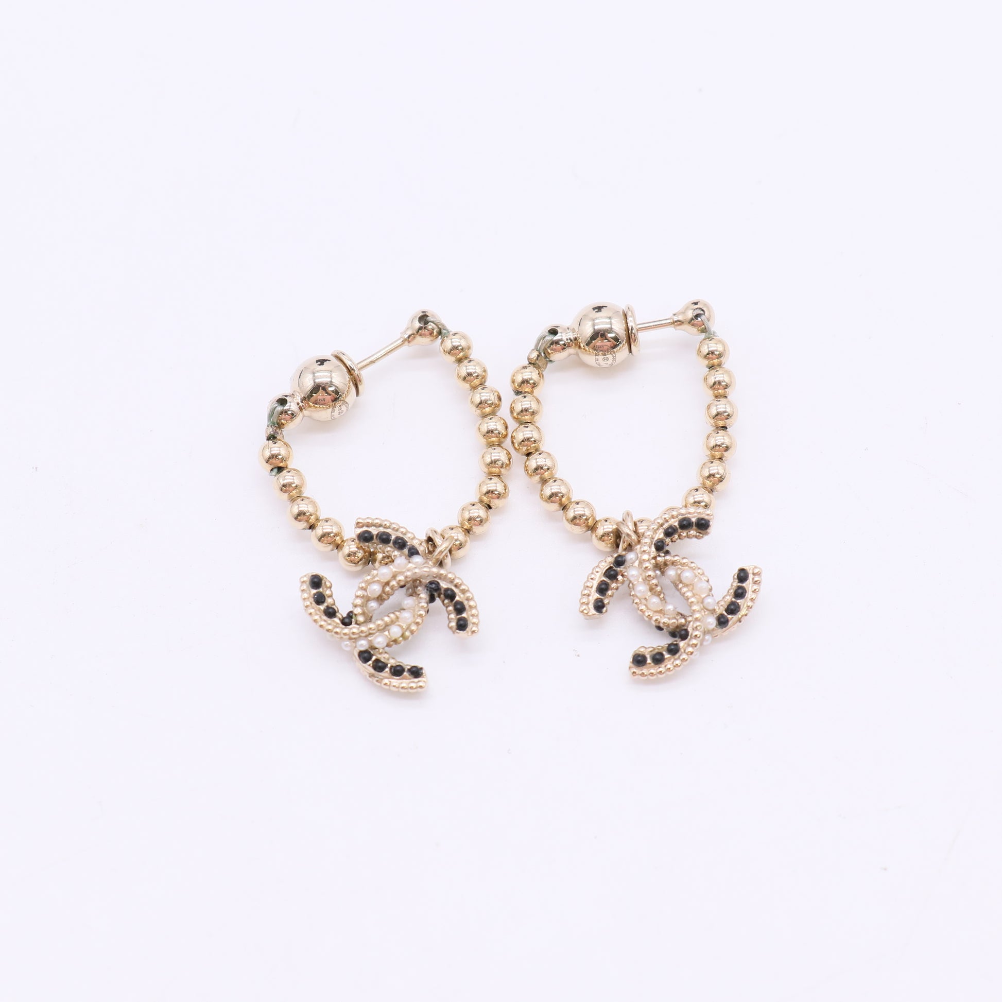 Faux CC Drop Earrings W22990