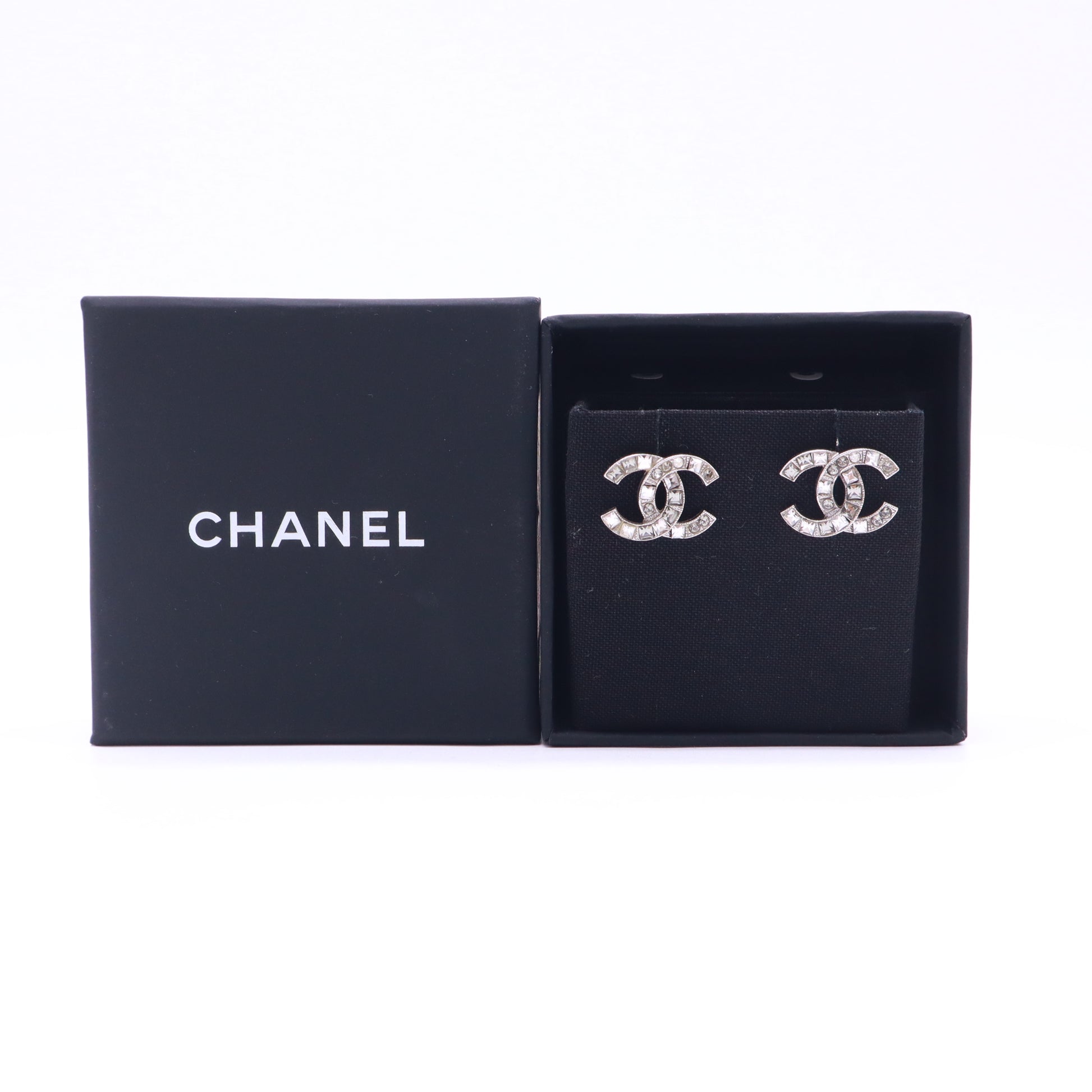 Chanel CC Earrings Silver twins LDZ804