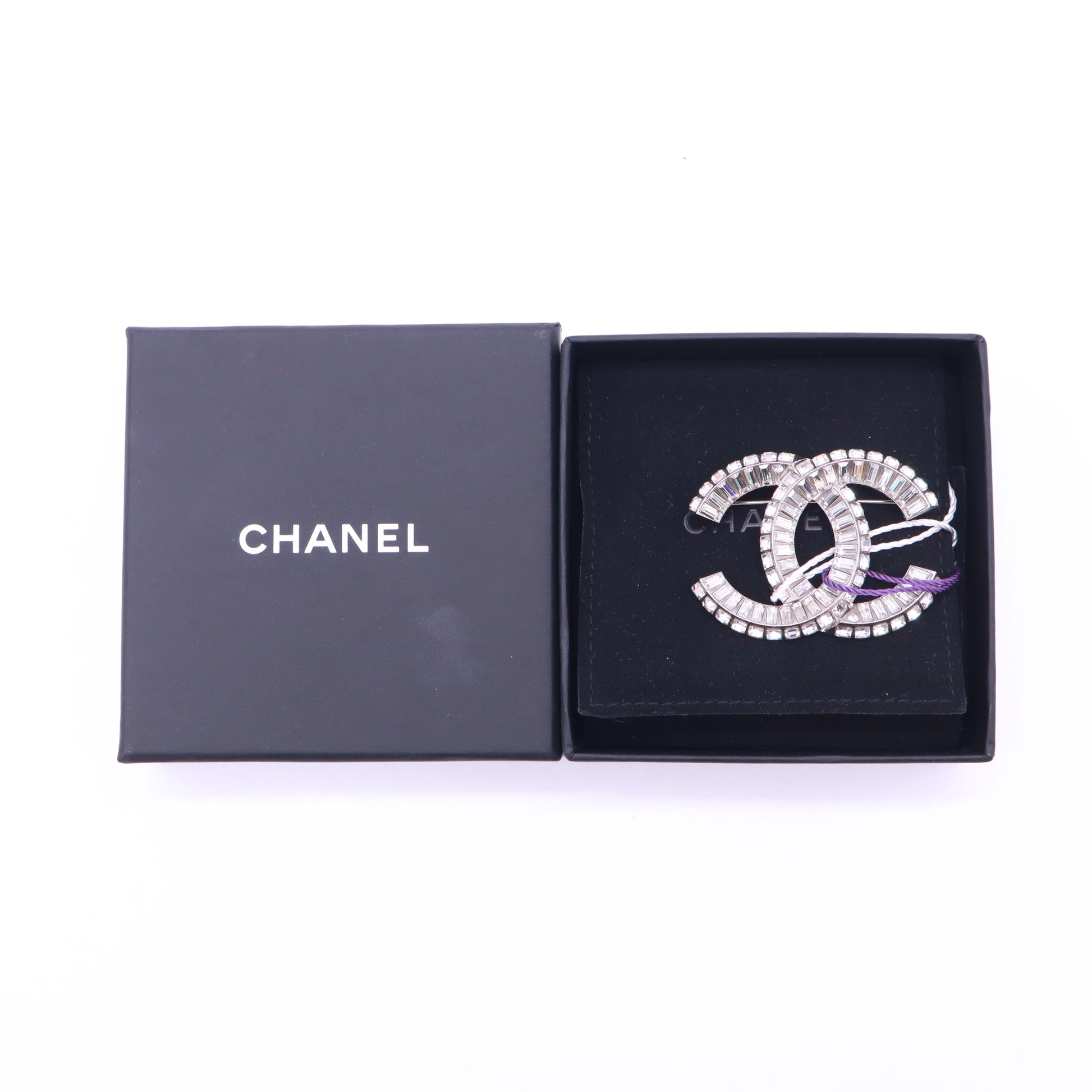 Chanel Baguette Crystal CC Brooch Silver twins LDZ803