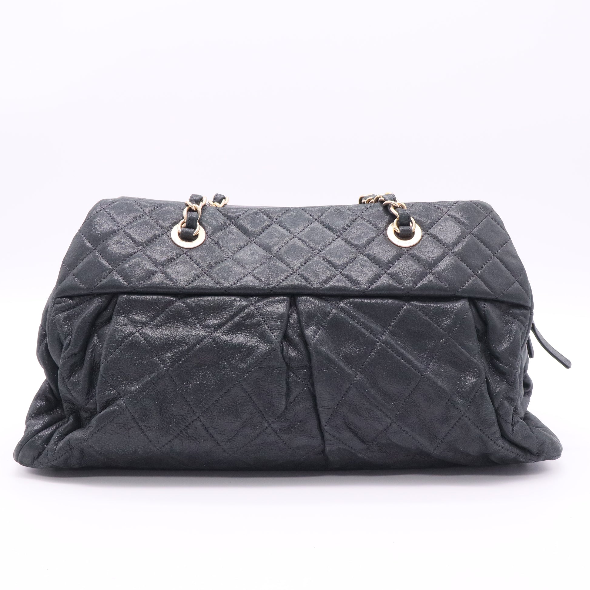 Chic Quilt Bowling Bag Quilted Iridescent Calfskin Medium Twins