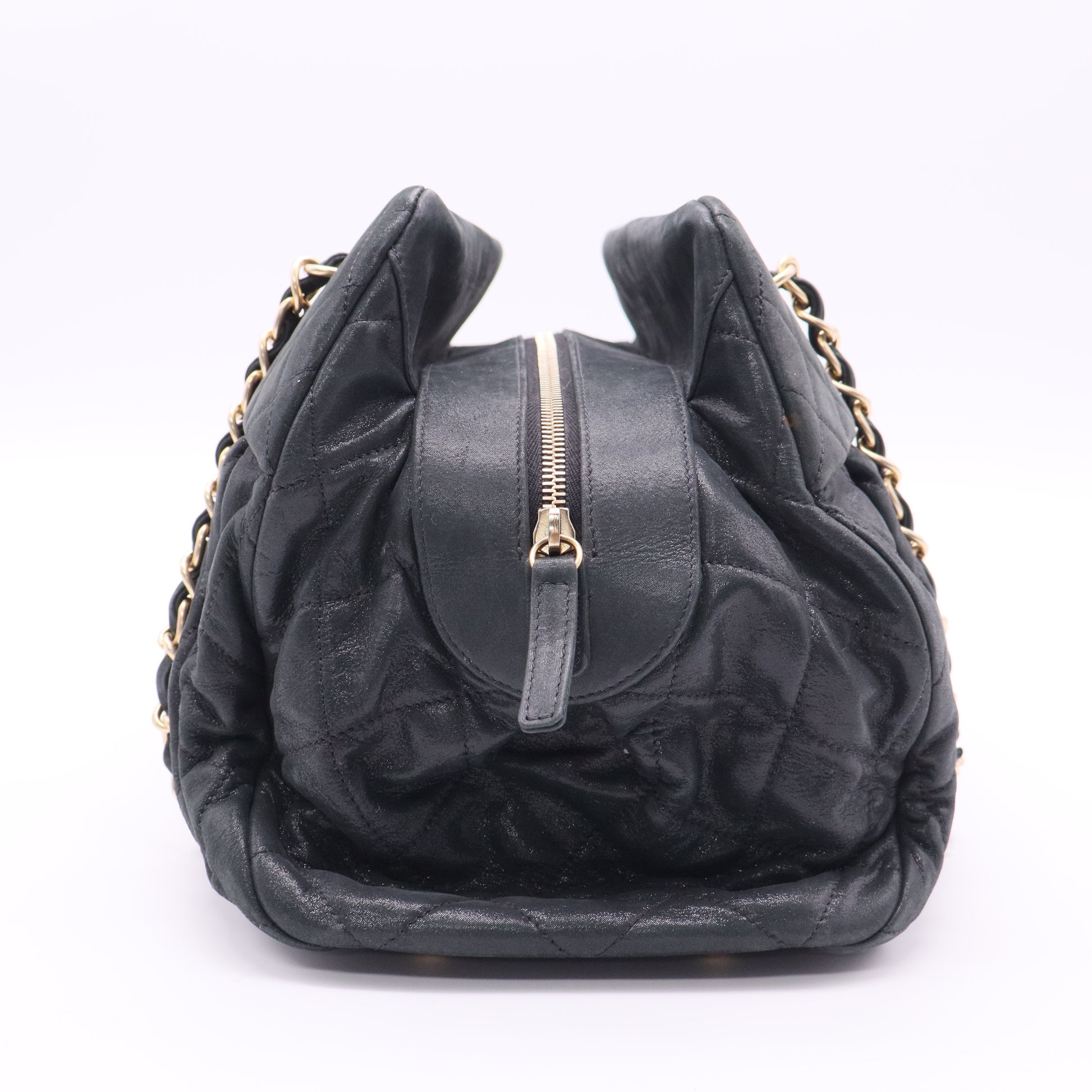 Chic Quilt Bowling Bag Quilted Iridescent Calfskin Medium Twins