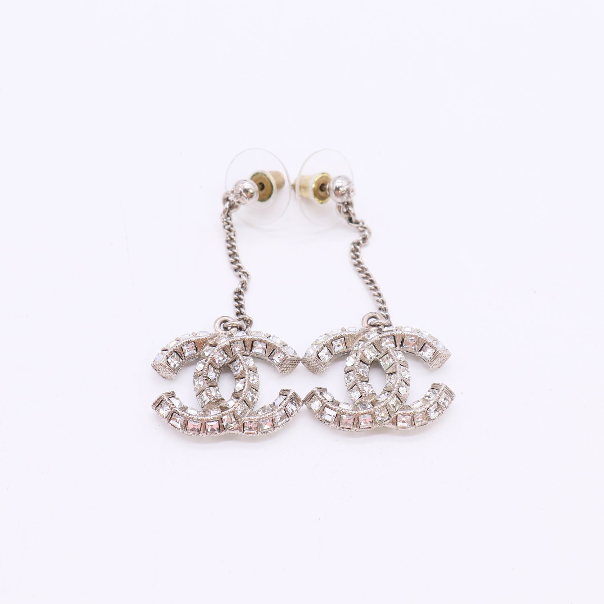Chanel CC Drop Earrings W23017
