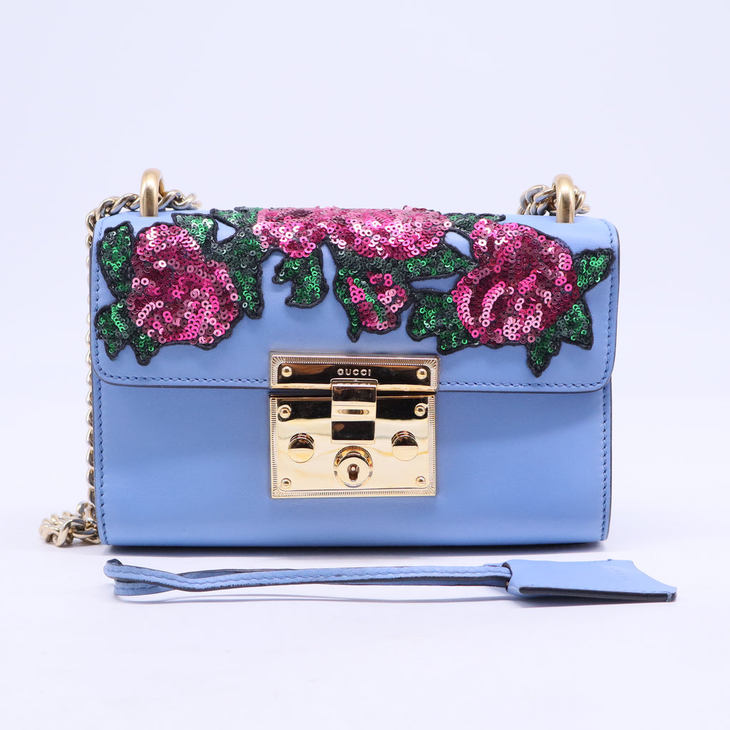 Padlock handbag featuring light blue B20556