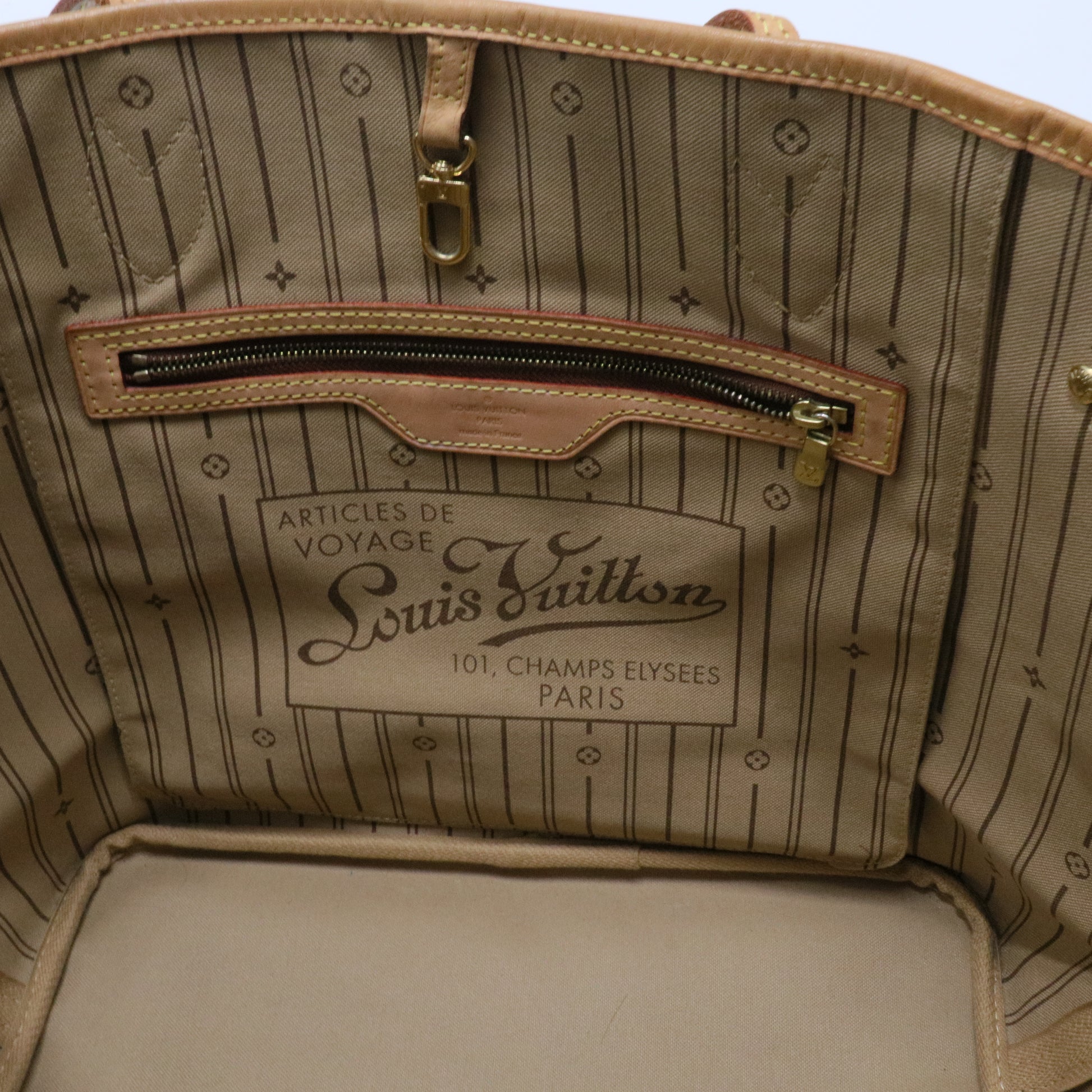 Neverfull Tote Monogram Canvas MM