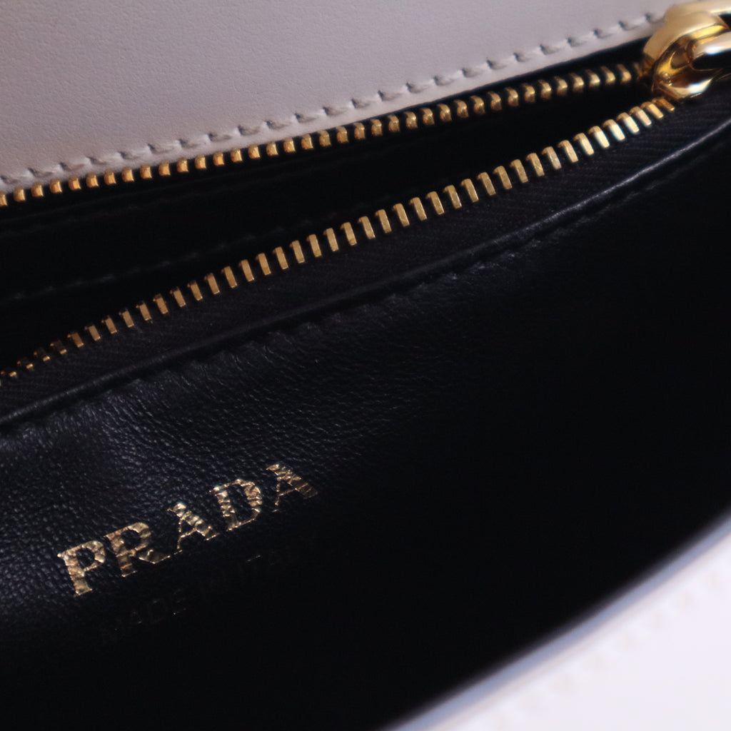 City Calf Leather Belle B20454