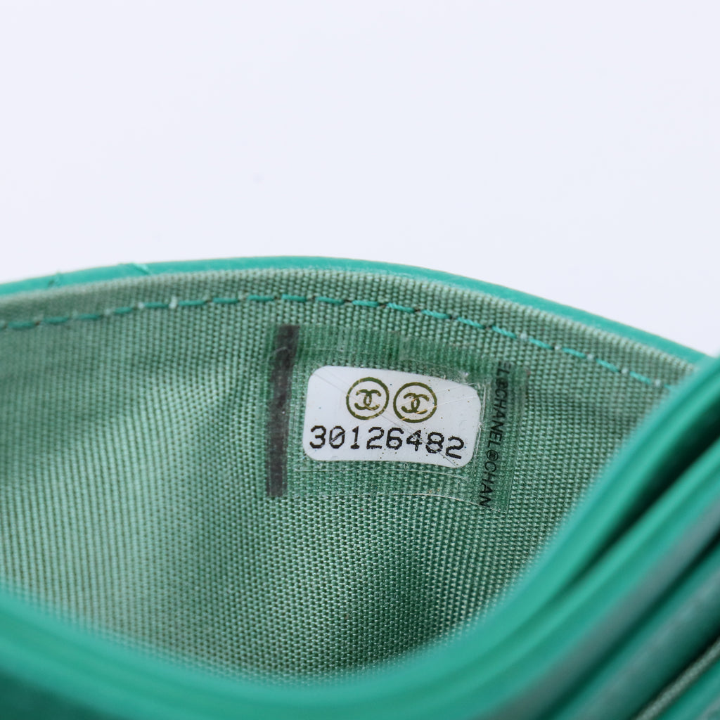 Chanel 19 Card Holder W21419