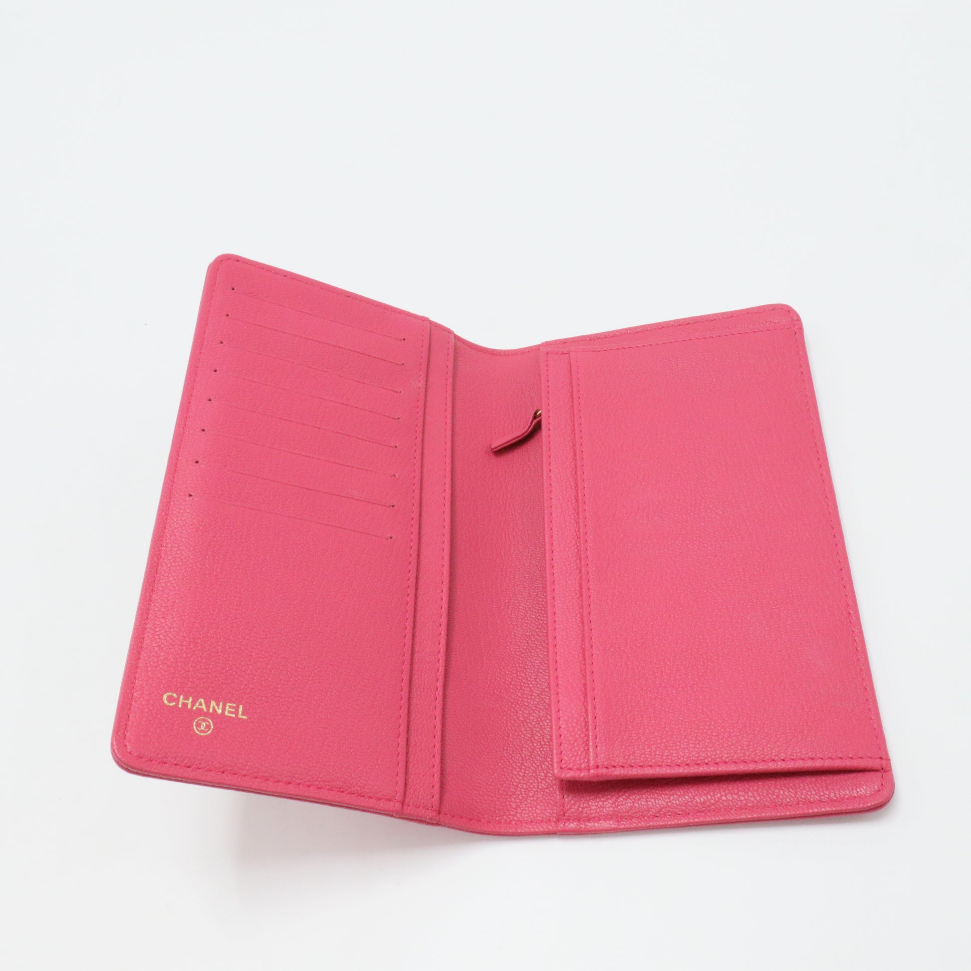 Timeless L-Yen Wallet Caviar Long
