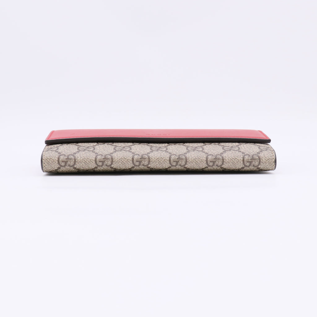 Gucci GG Supreme Canvas and Red Leather Continental Flap Wallet W22516