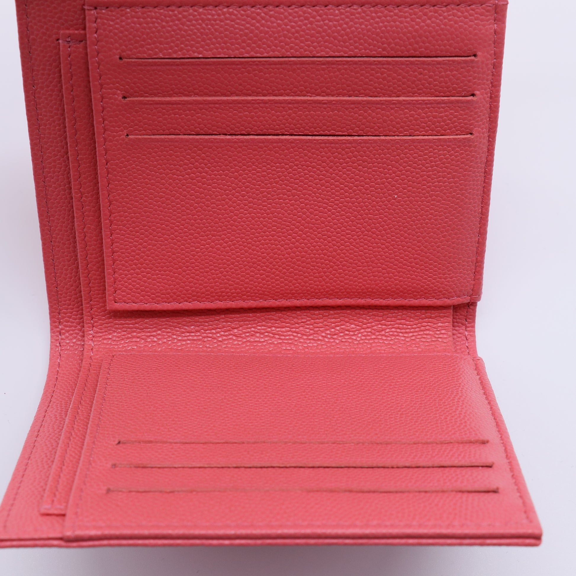 Chanel Caviar Stitching CC Compact Wallet W21333
