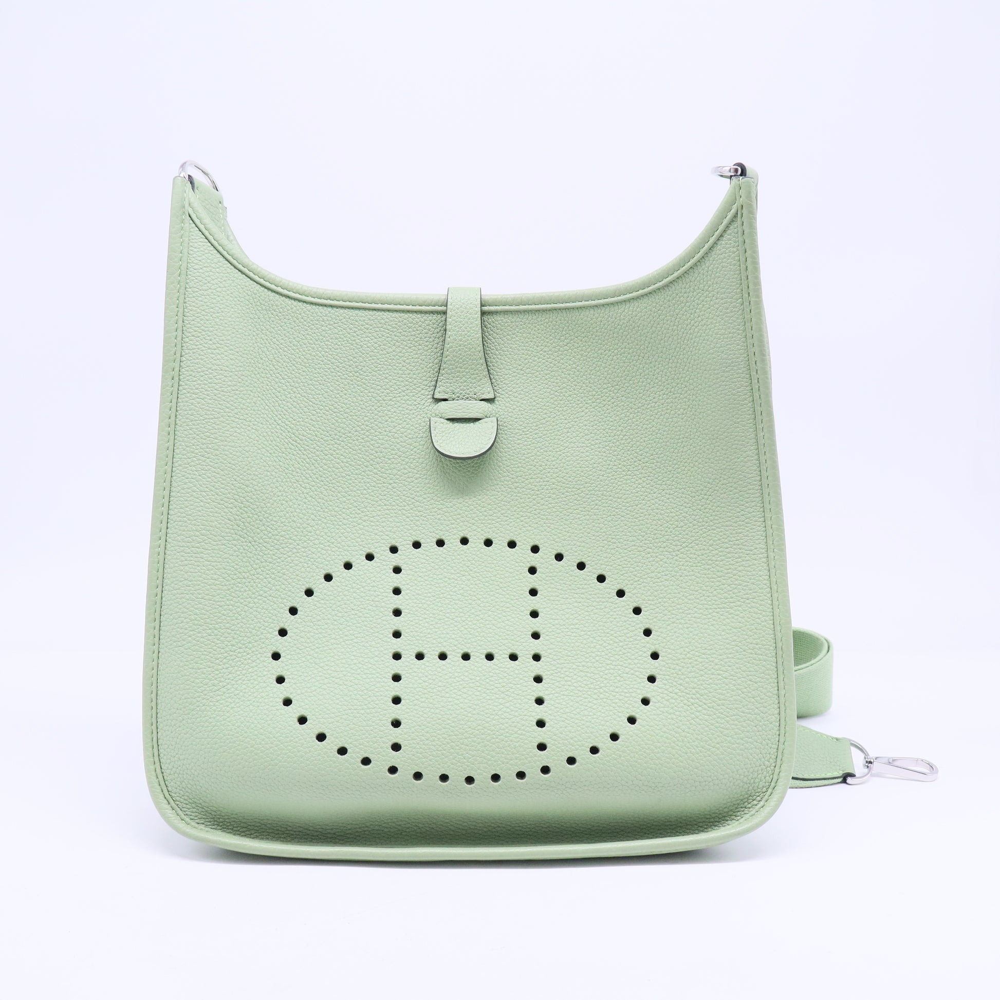 Taurillon Maurice Evelyne TPM Vert Criquet B20684