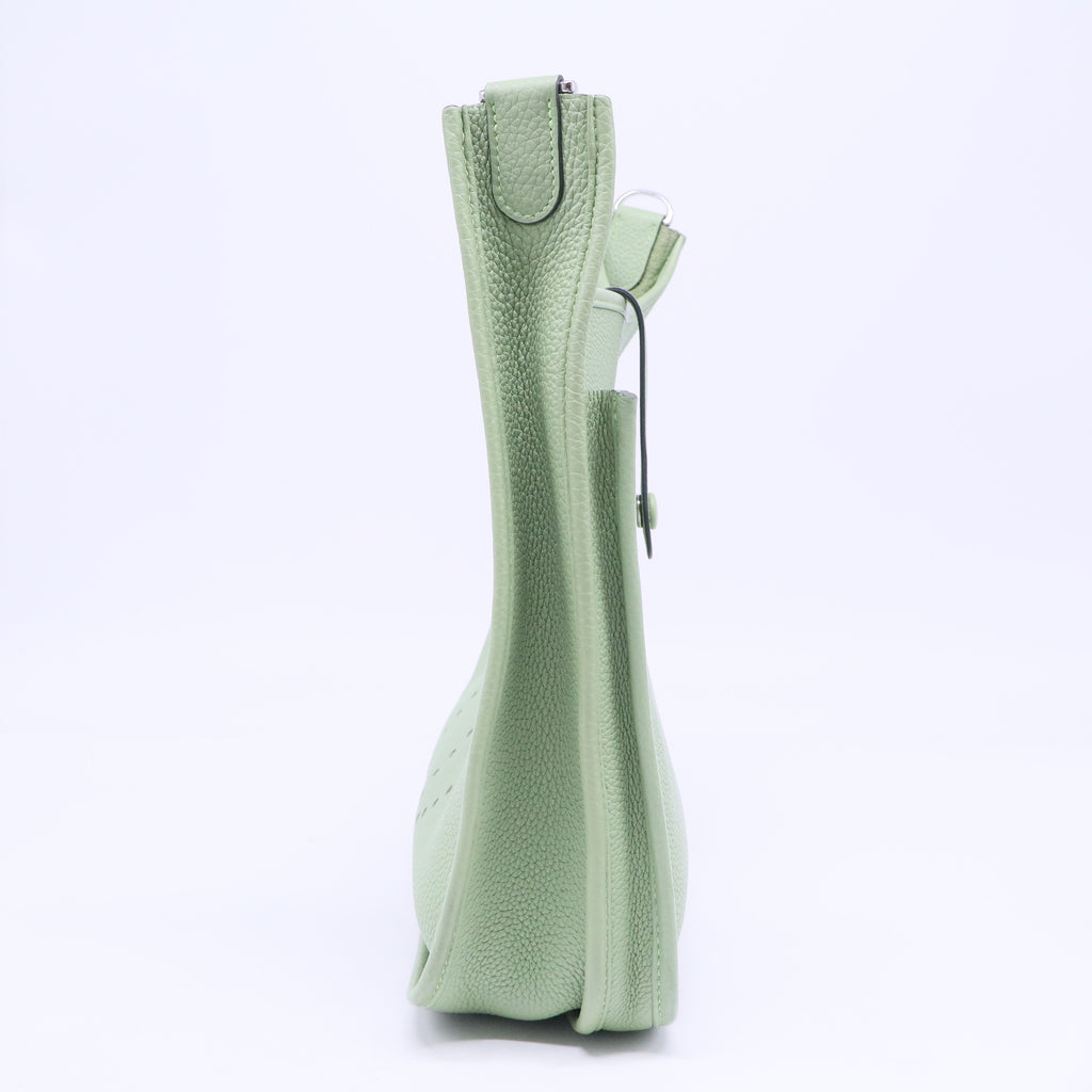 Taurillon Maurice Evelyne TPM Vert Criquet B20684