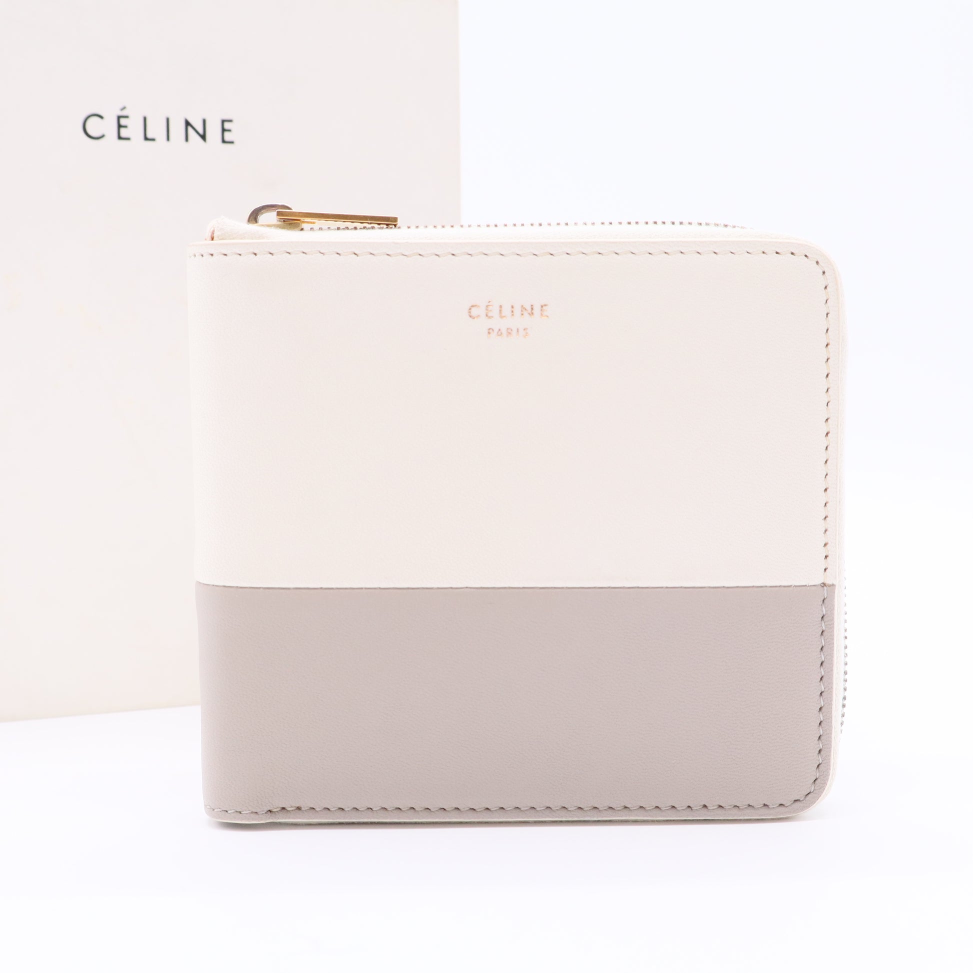 bi-colour wallet