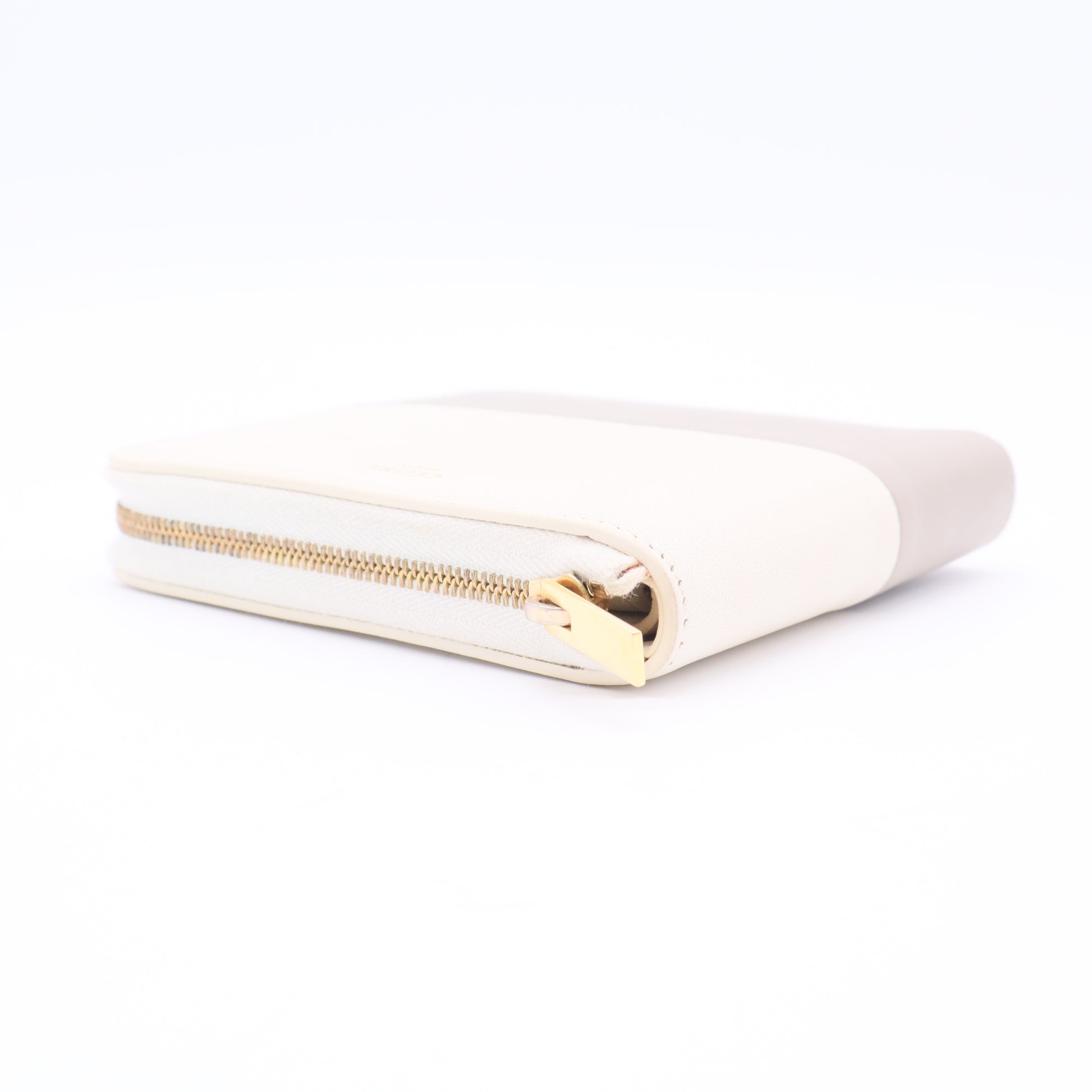 bi-colour wallet