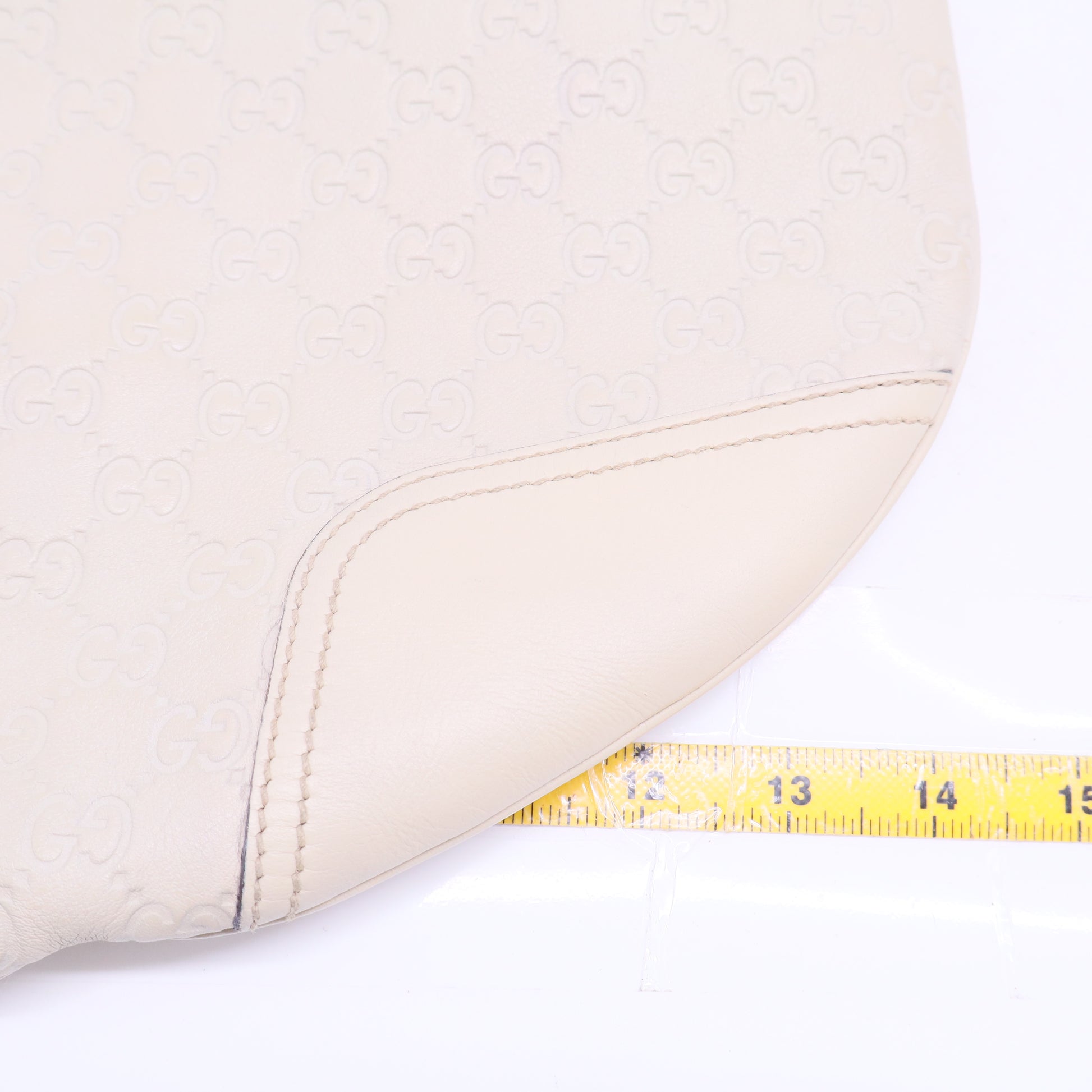 Hobo leather handbag Gucci White in Leather B20621