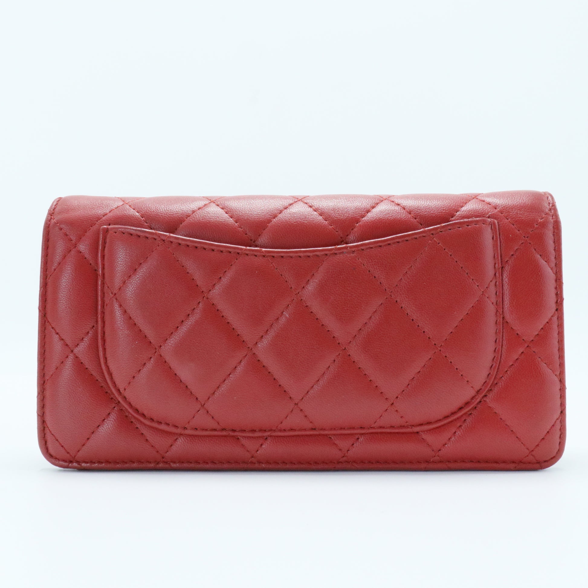 Classic Bi Fold Wallet in Red