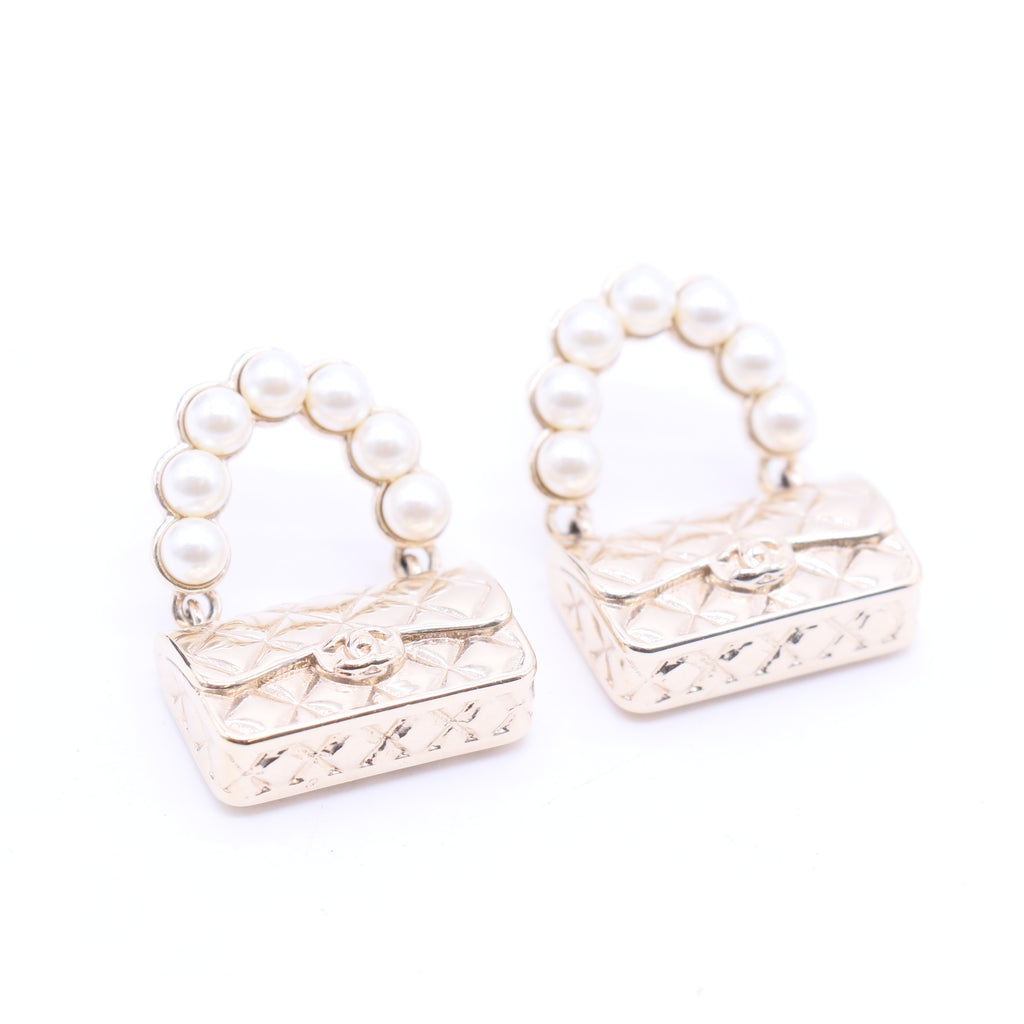 Pearl Quilted CC Flap Bag Earrings Gold twins