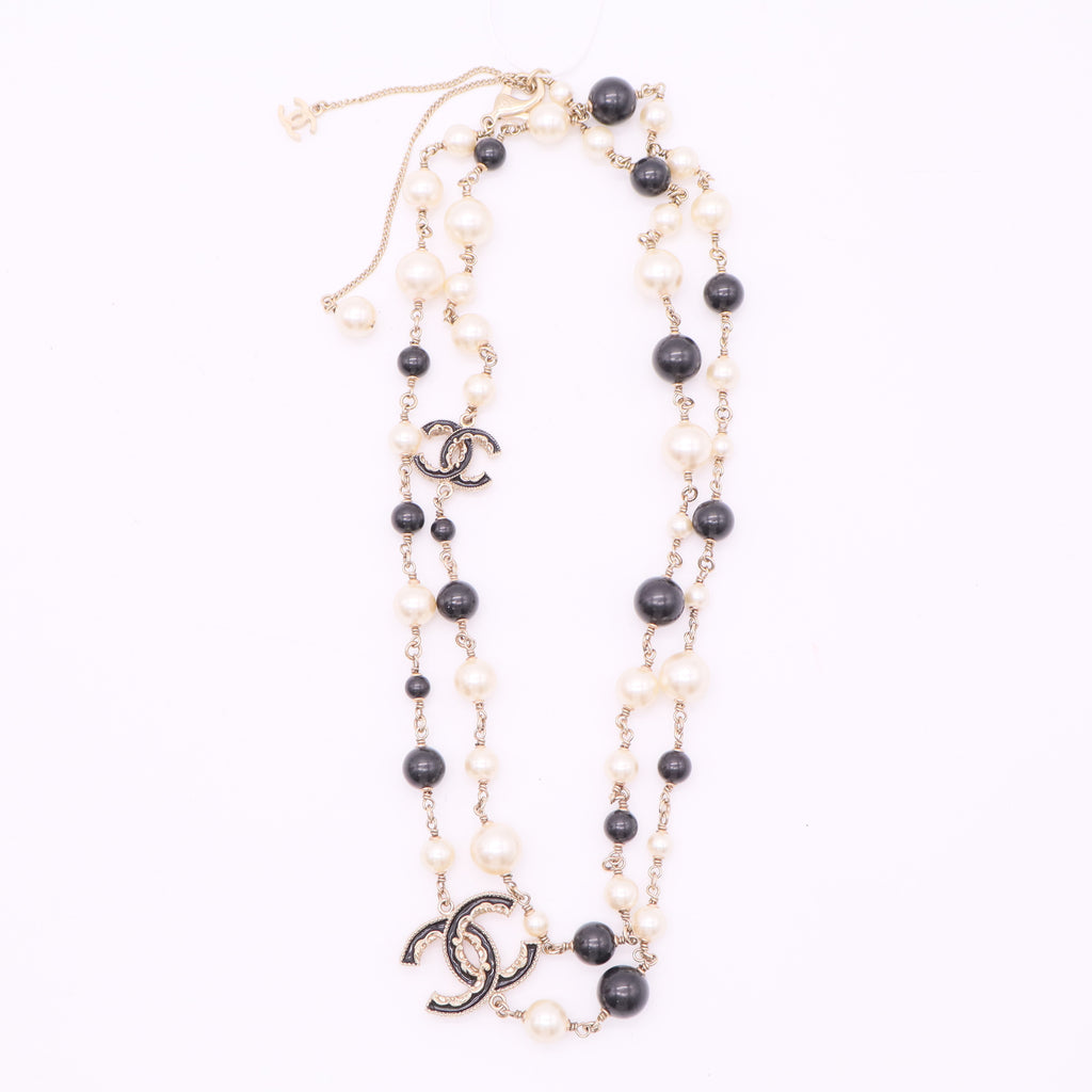 CC Faux Pearl and Black Beads Baroque Sautoir Necklace Twins