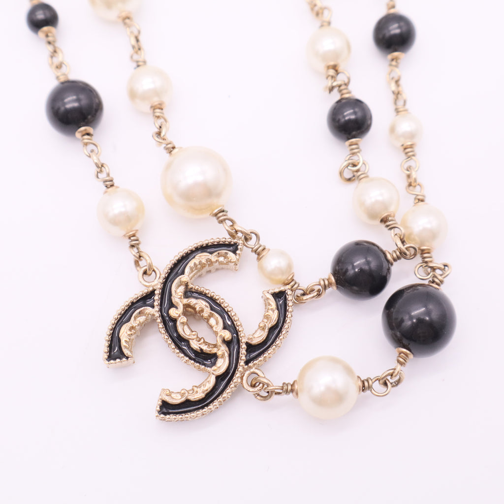 CC Faux Pearl and Black Beads Baroque Sautoir Necklace Twins