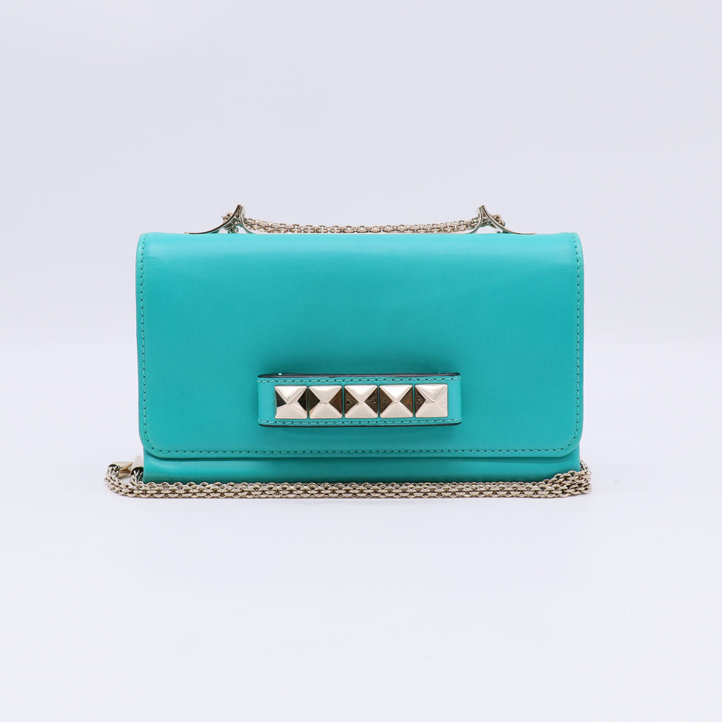 Valentino Garavani Va Voom Rockstud Chain Shoulder Bag B23142