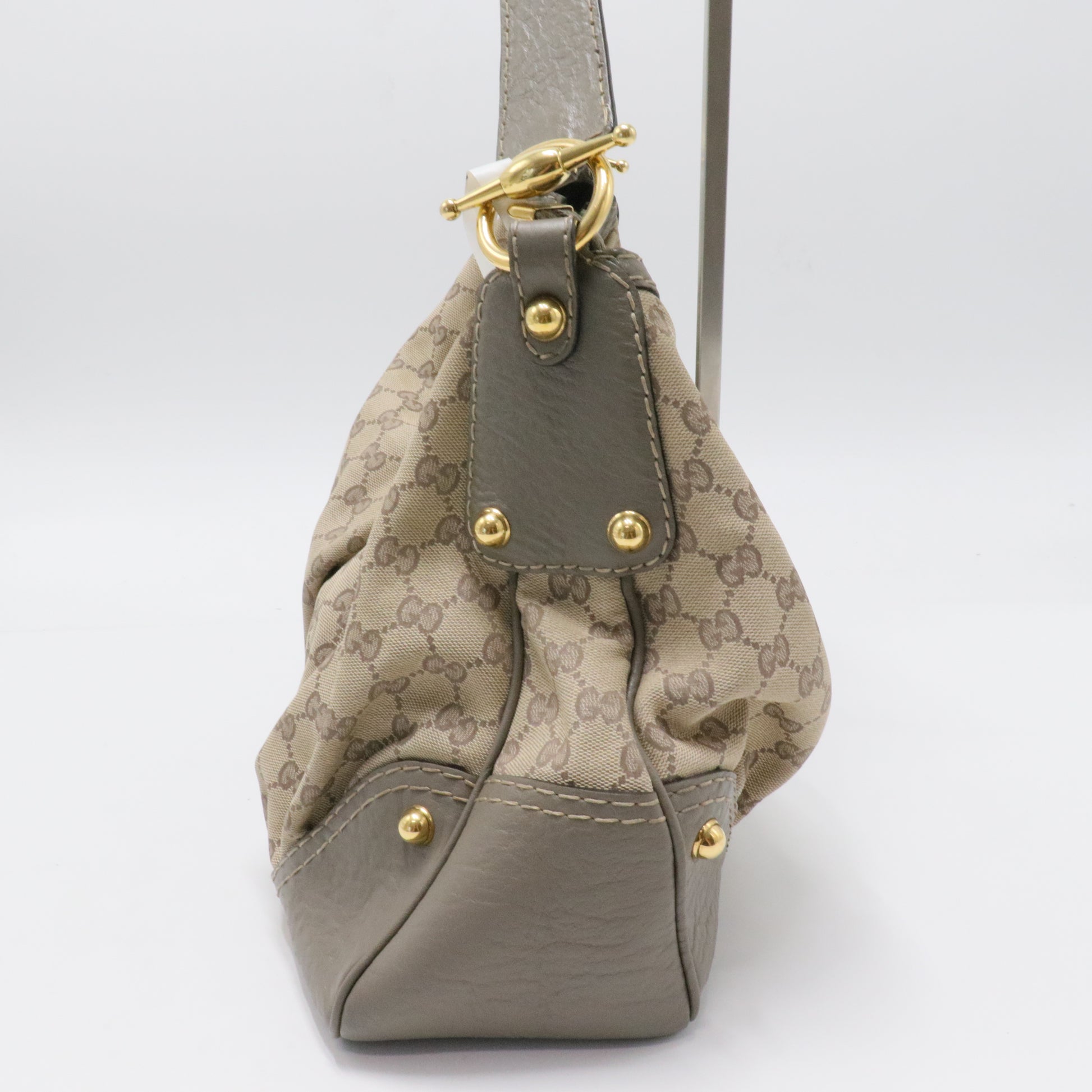 GG Signature Medium Jockey Hobo