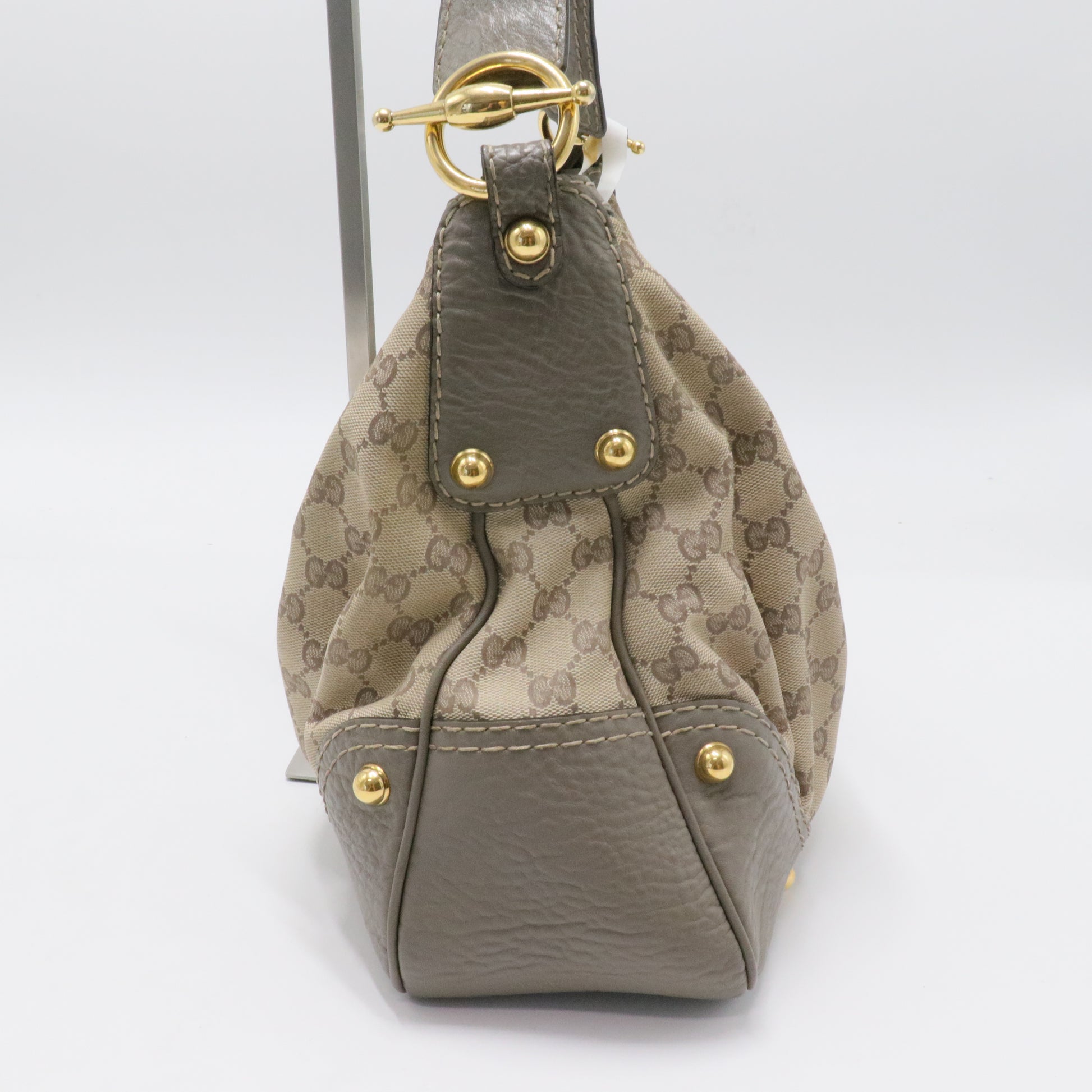 GG Signature Medium Jockey Hobo